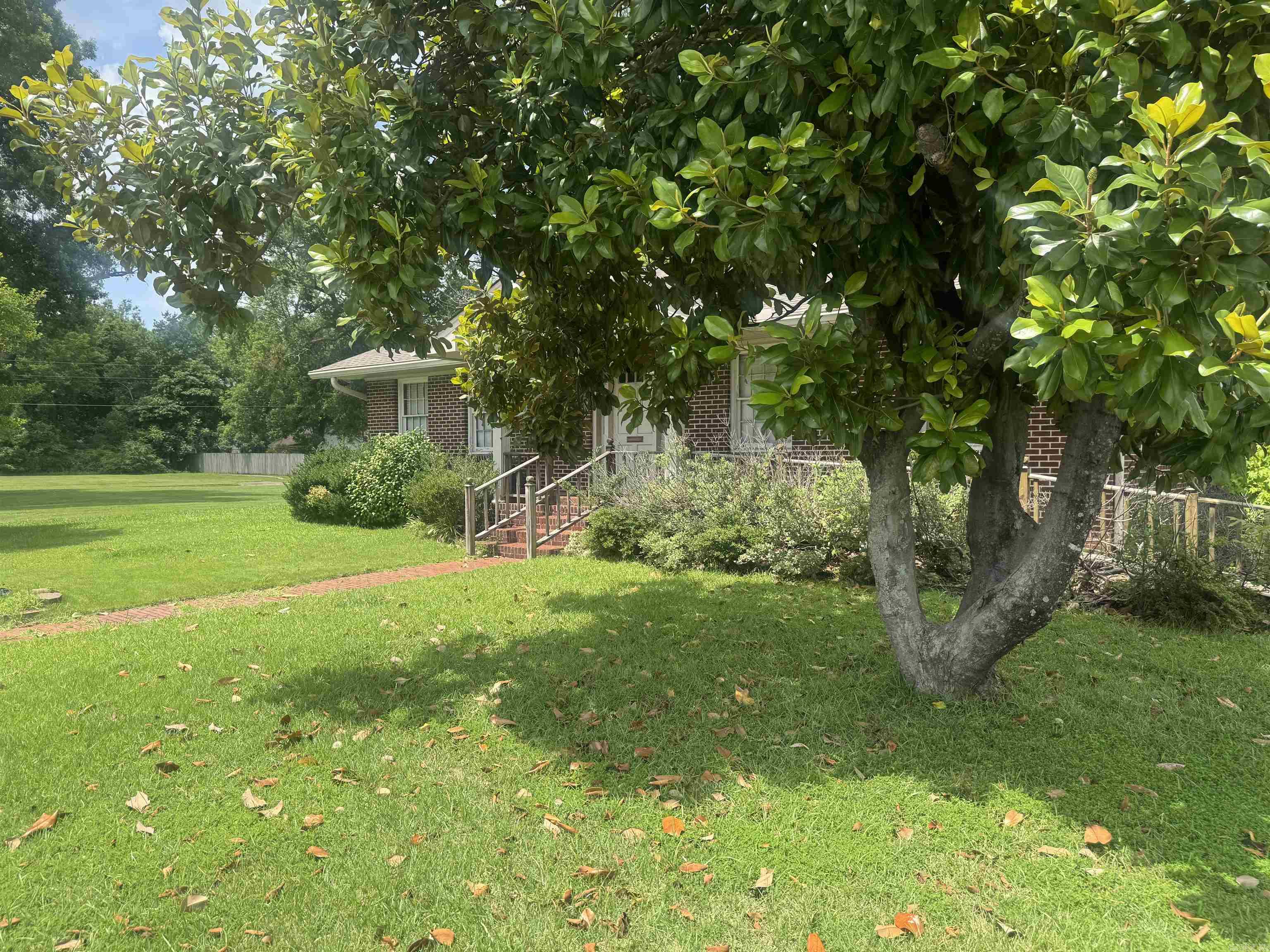 1616 S Cherry  Pine Bluff, AR
