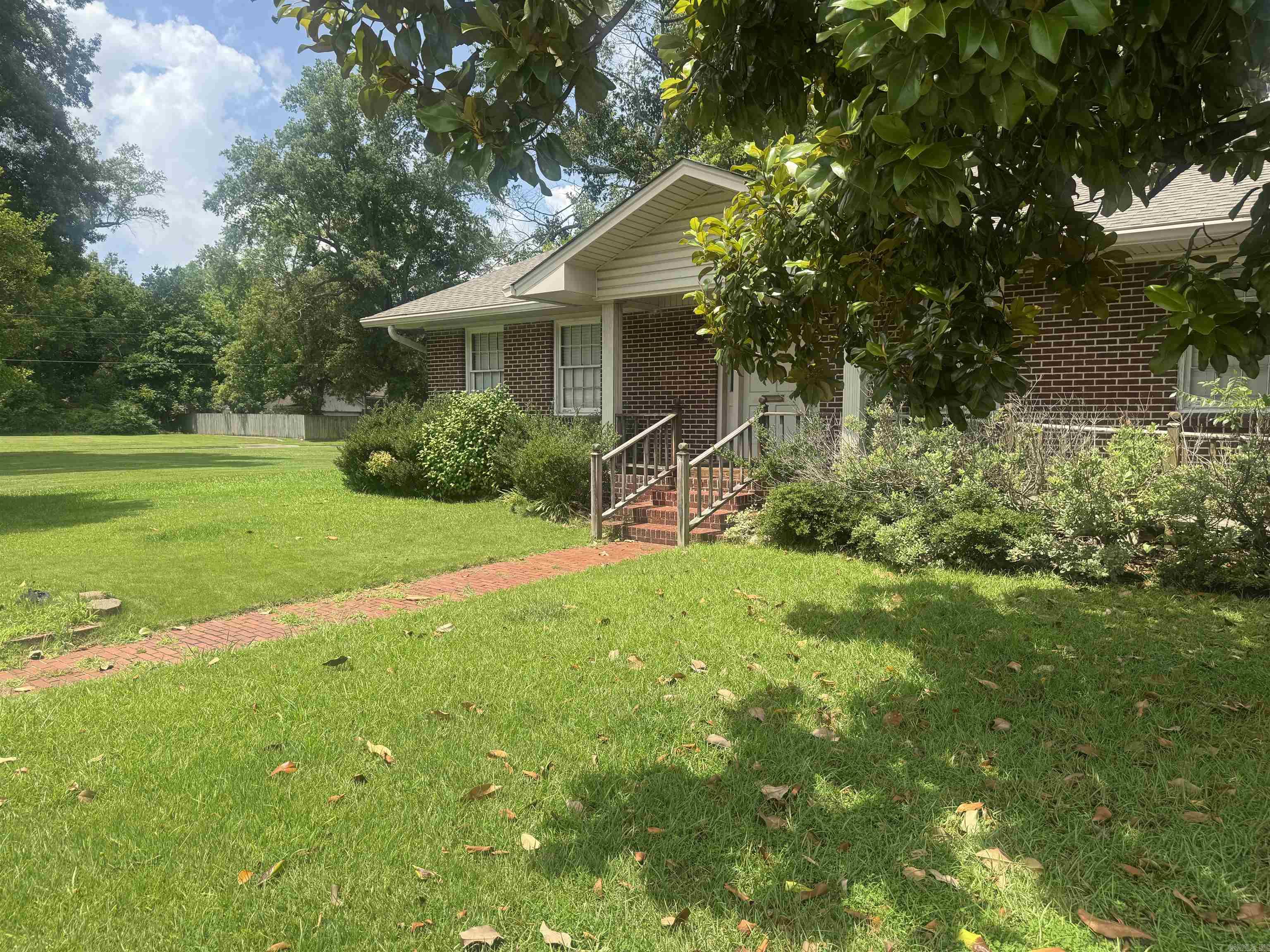 1616 S Cherry  Pine Bluff, AR