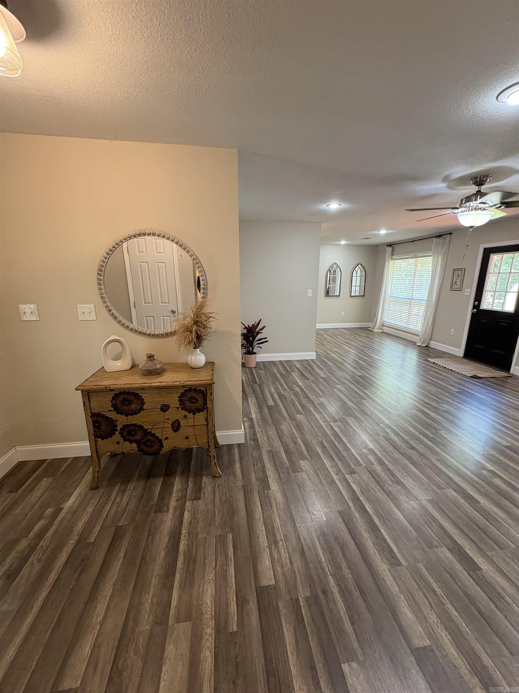 303 N Center Hill Rd  Paragould, AR