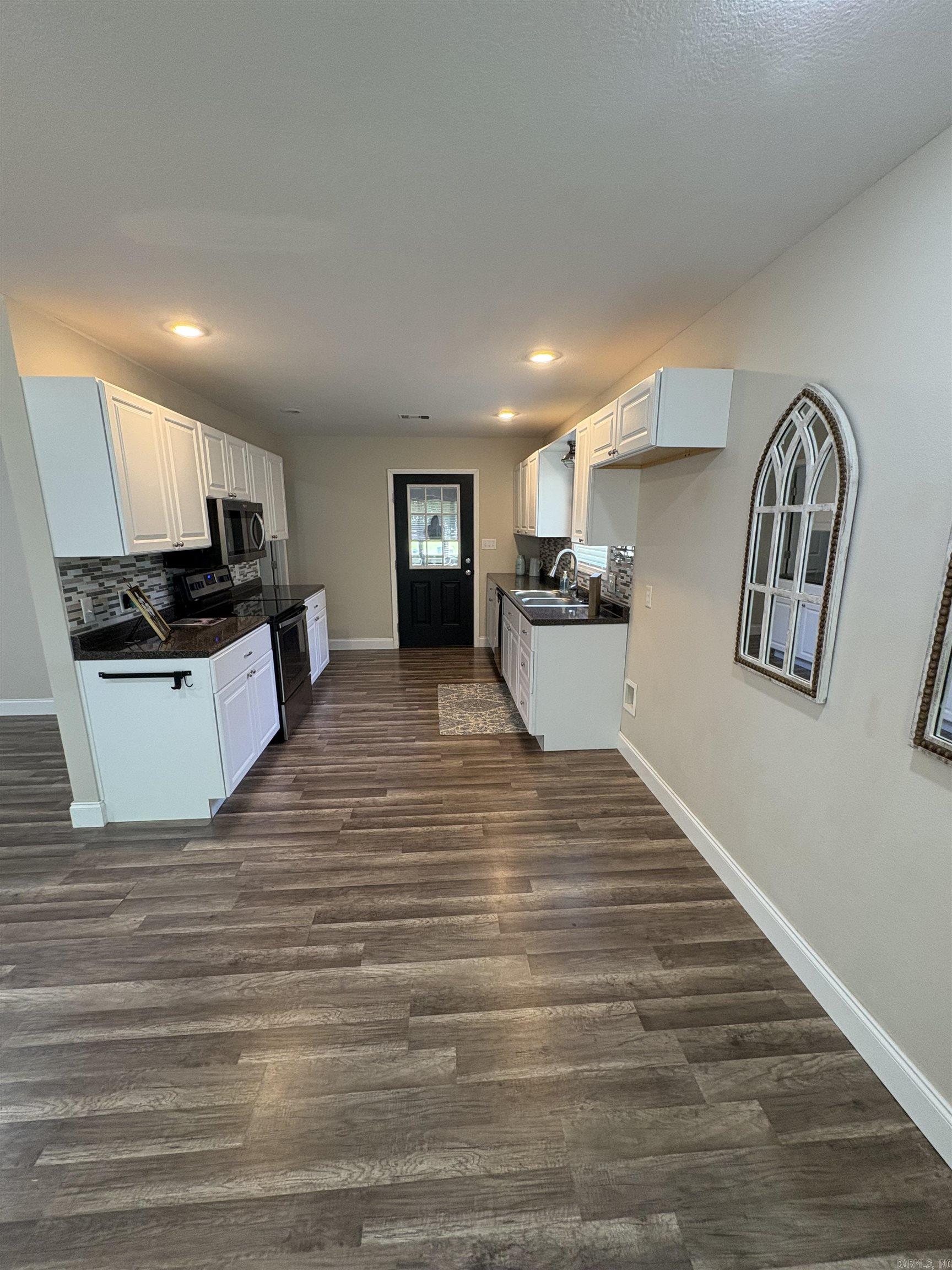 303 N Center Hill Rd  Paragould, AR
