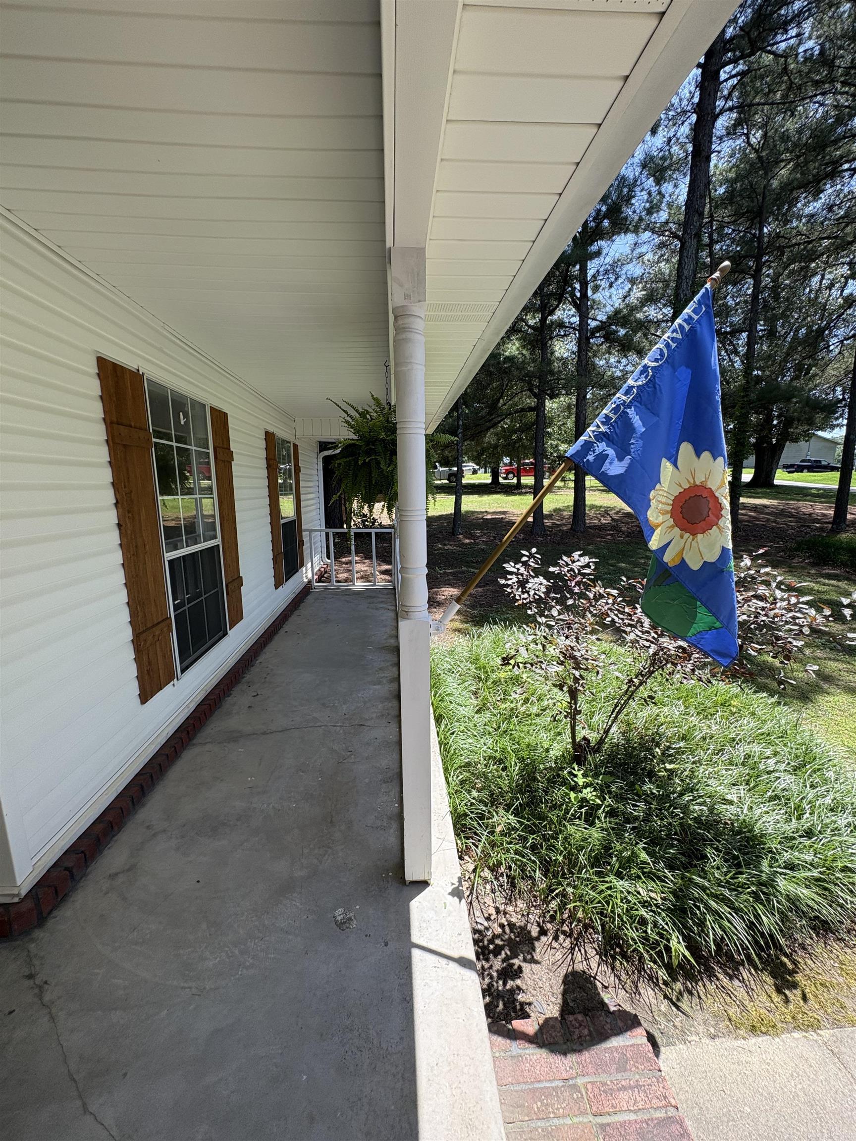 303 N Center Hill Rd  Paragould, AR