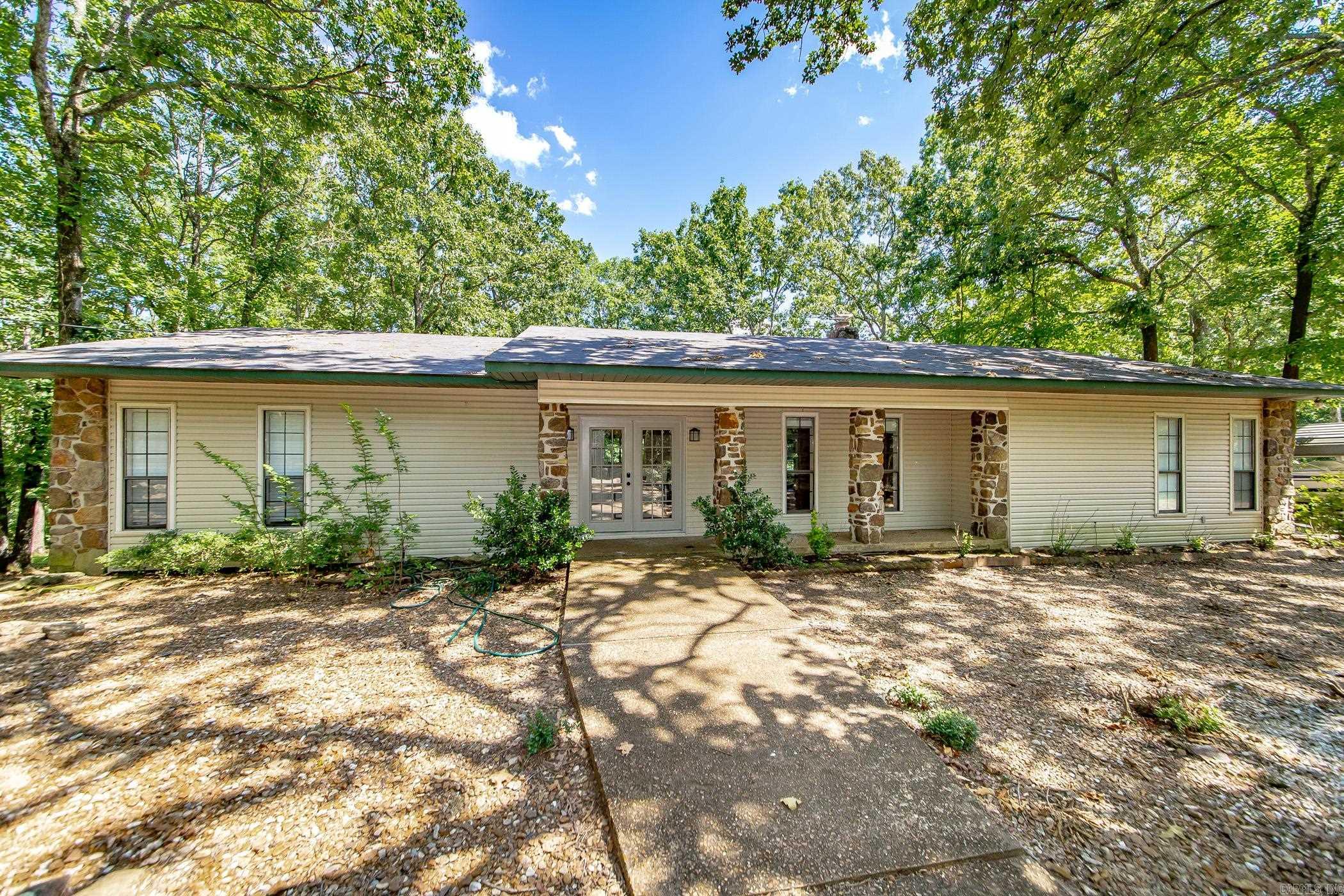 107 Homestead  Fairfield Bay, AR