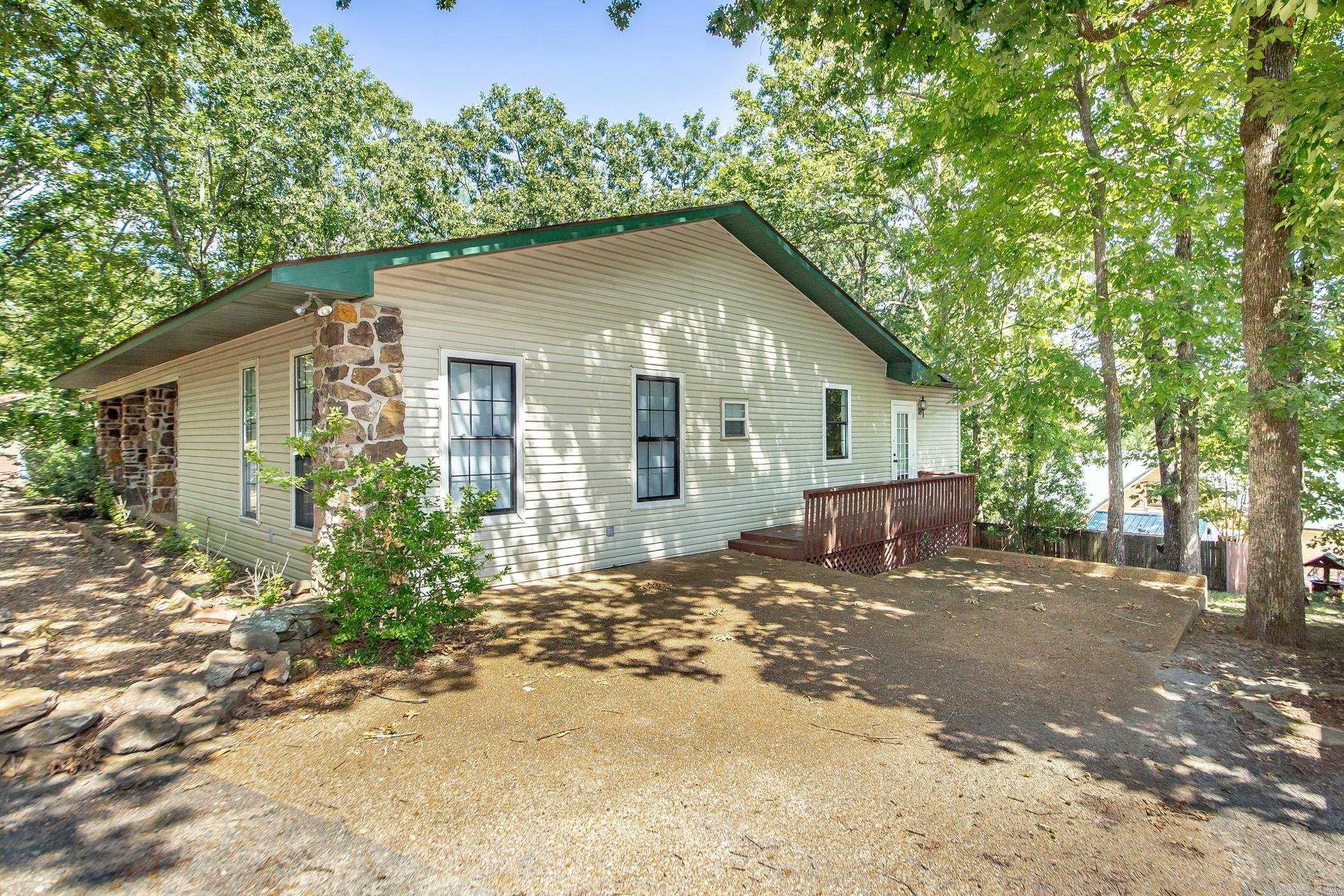 107 Homestead  Fairfield Bay, AR
