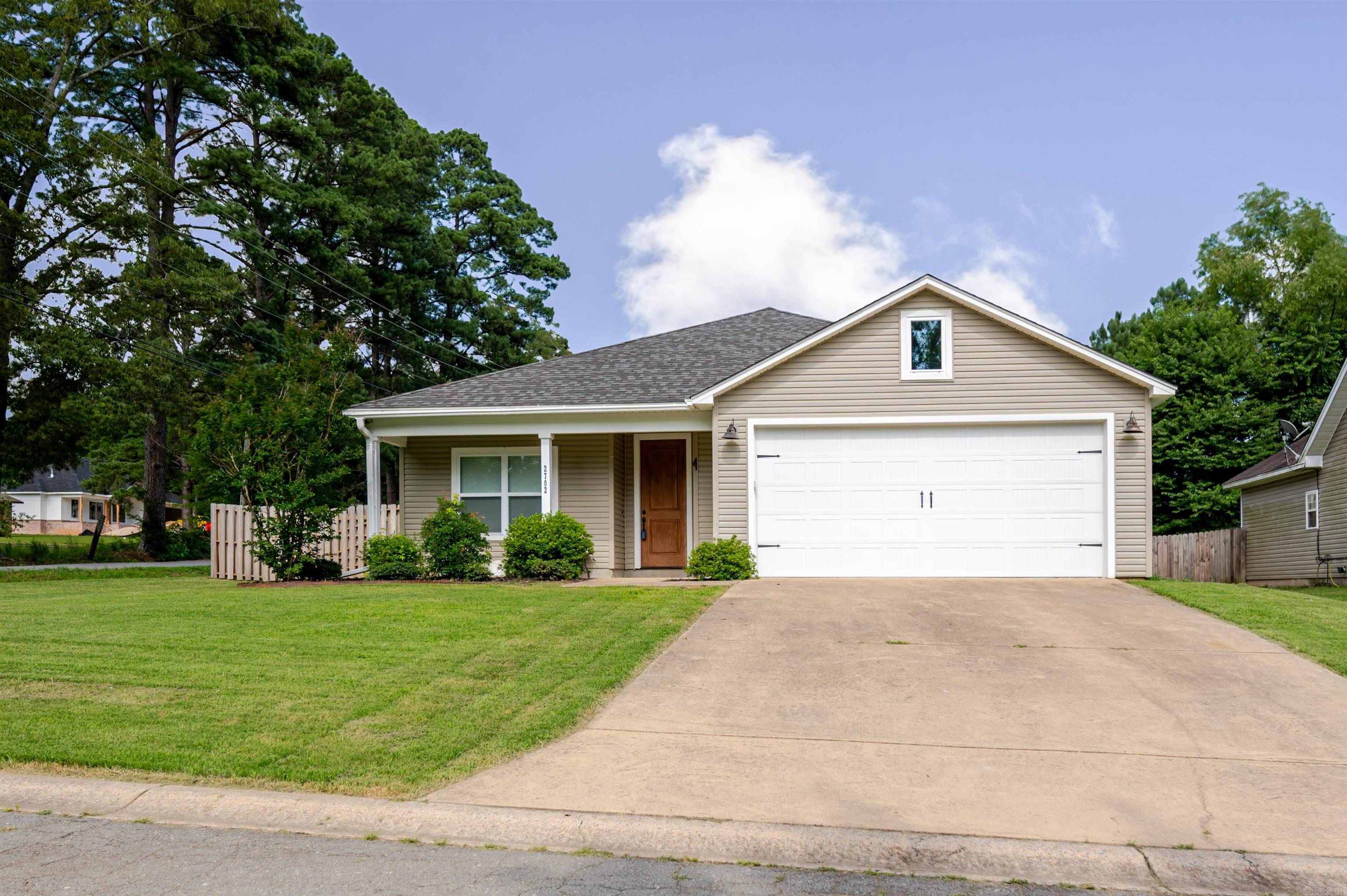 2702 Gage  Benton, AR
