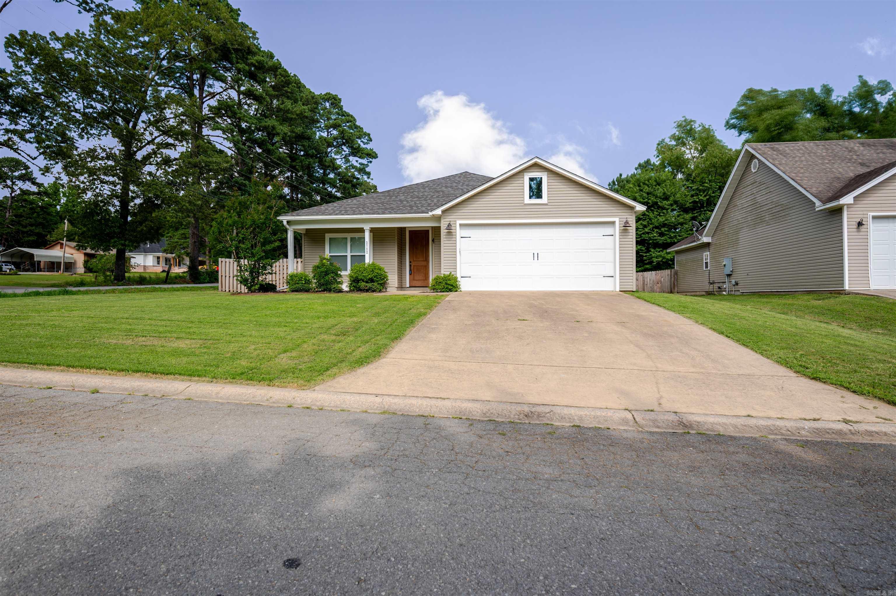 2702 Gage  Benton, AR