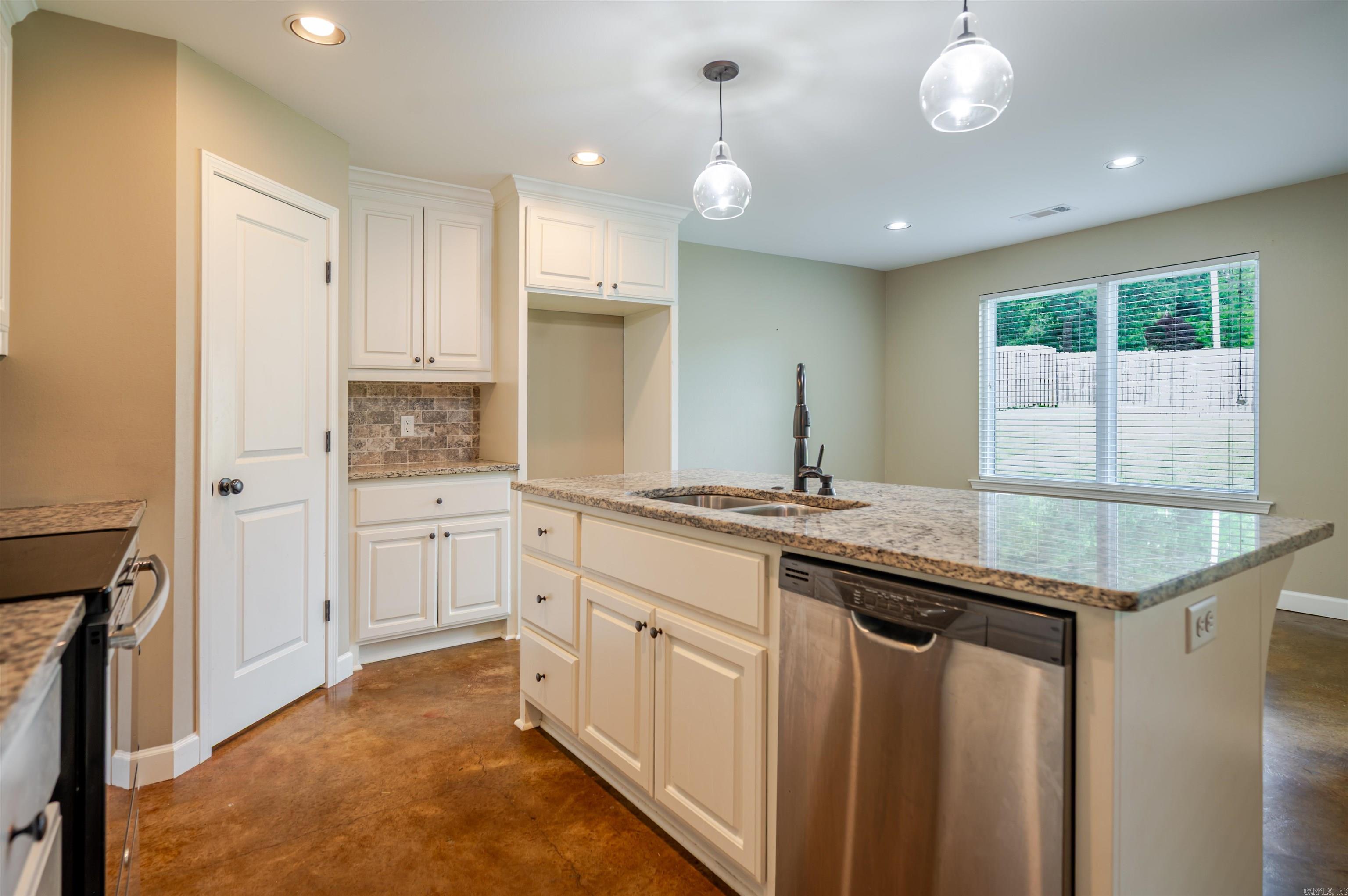 2702 Gage  Benton, AR