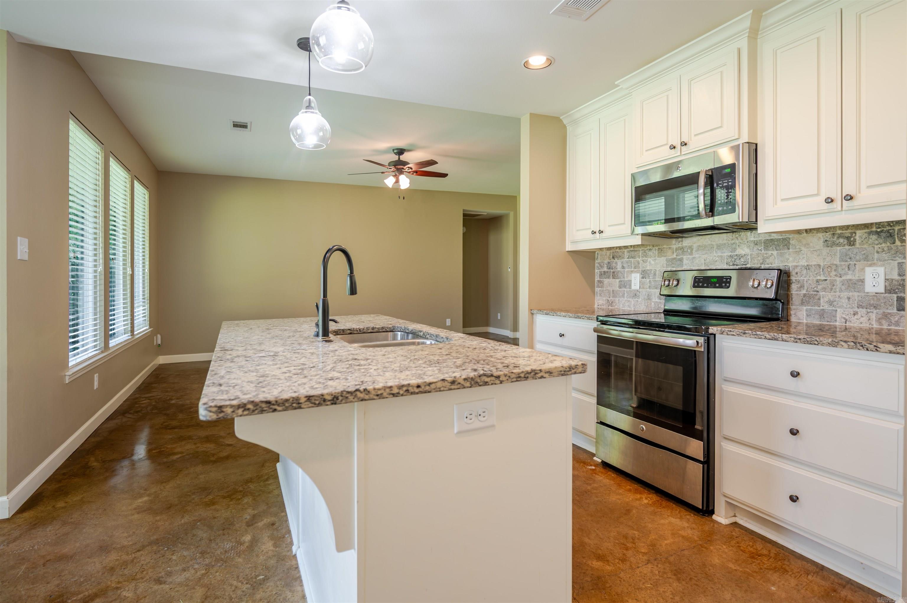 2702 Gage  Benton, AR