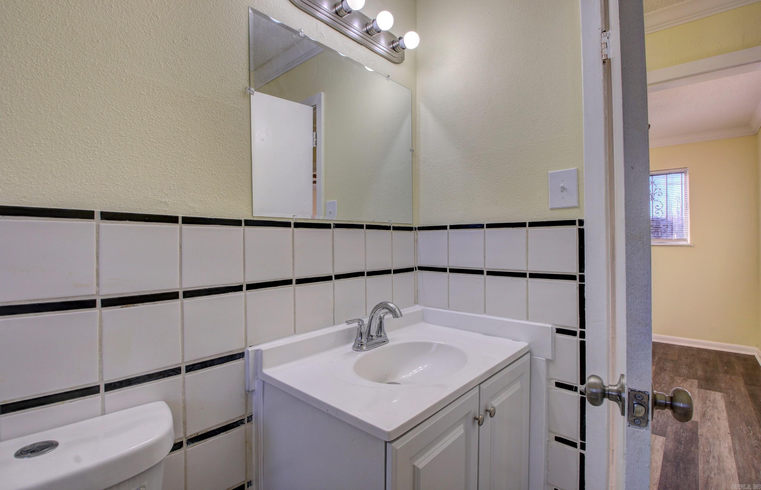 9425 S 365  Little Rock, AR