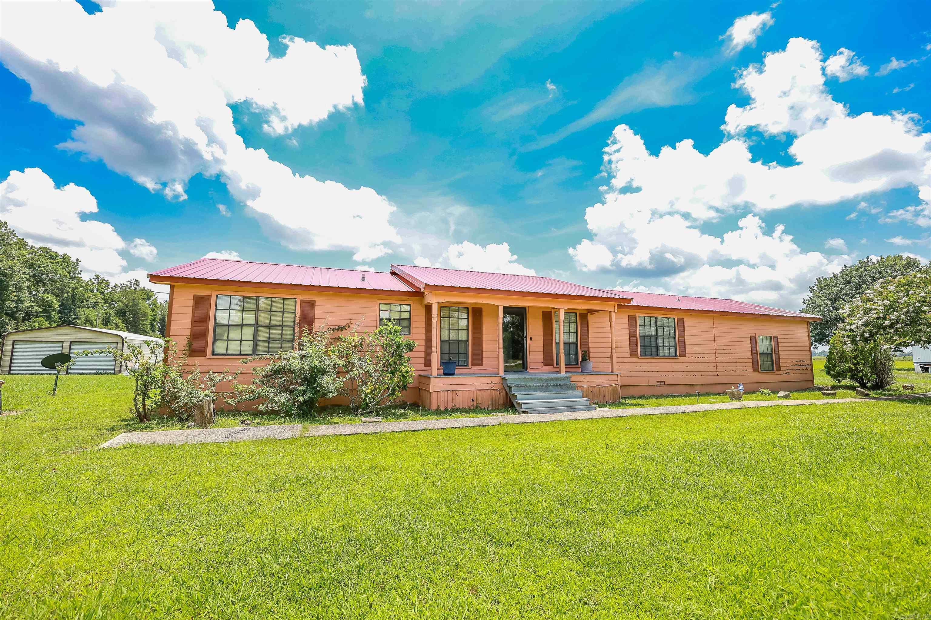608 S Highway 35  Dermott, AR