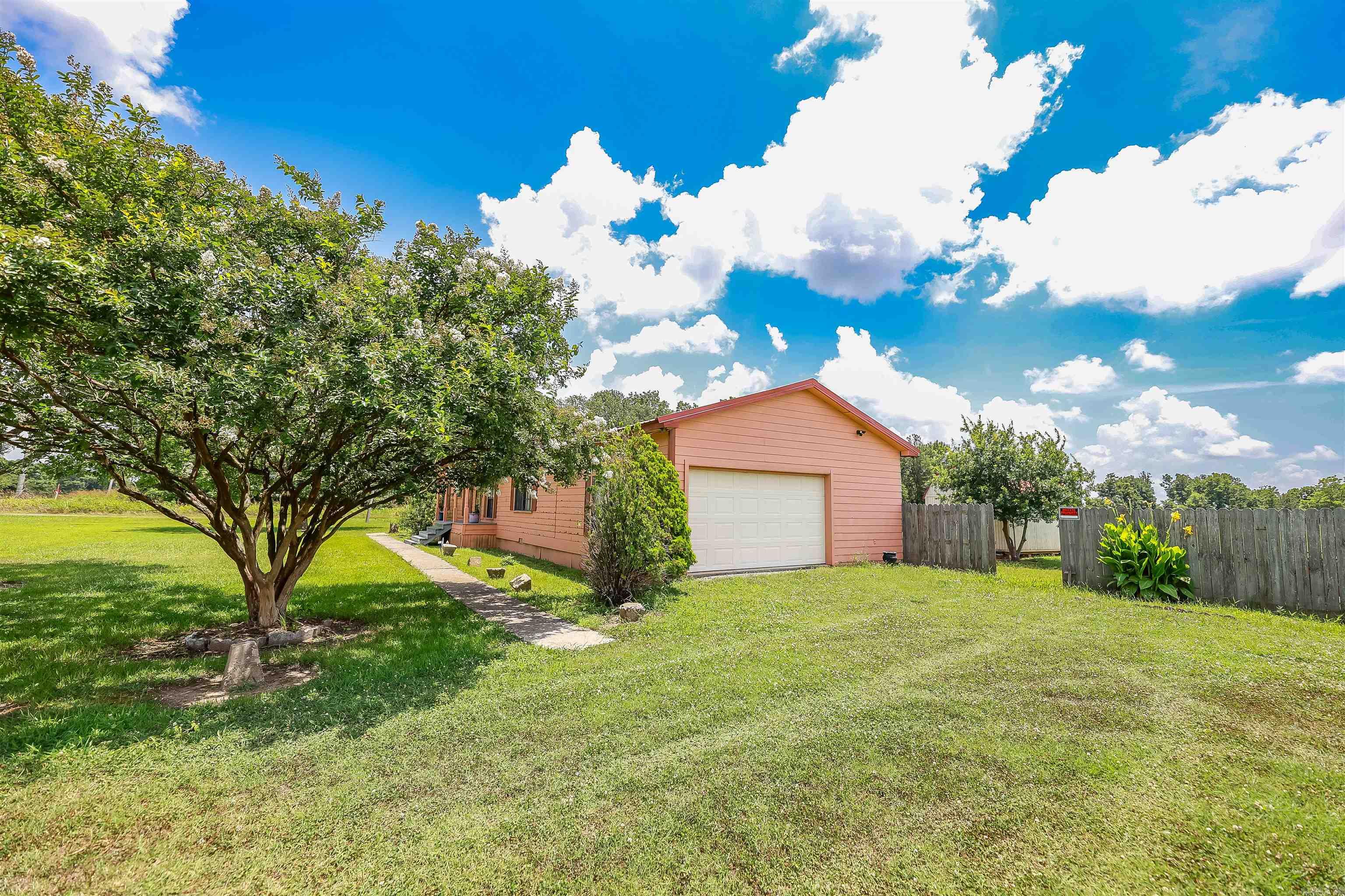 608 S Highway 35  Dermott, AR