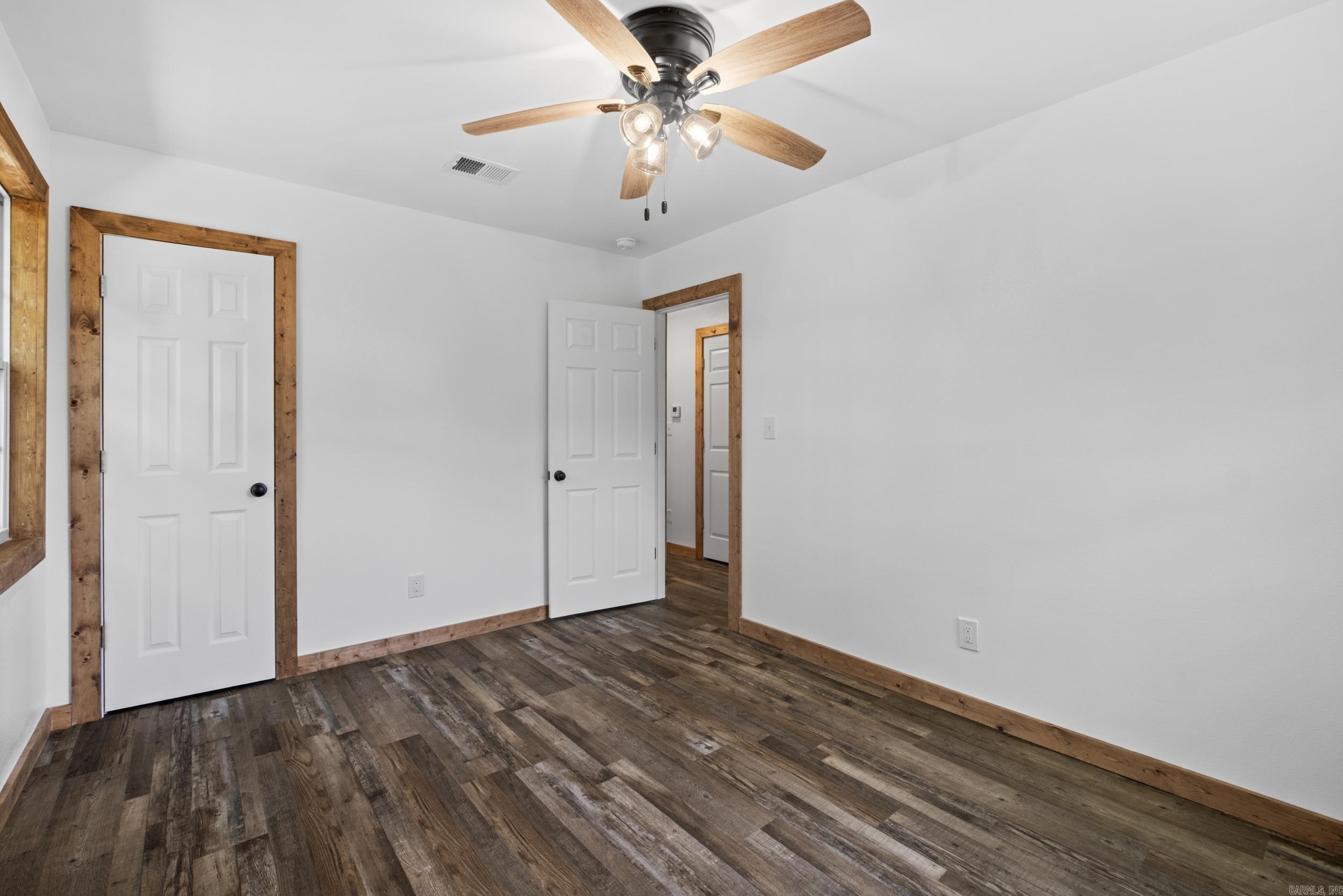 1207 Oakdale  Lonoke, AR