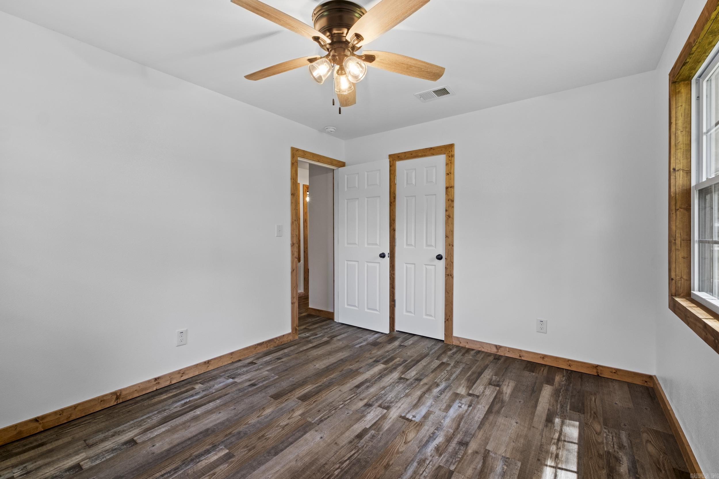 1207 Oakdale  Lonoke, AR
