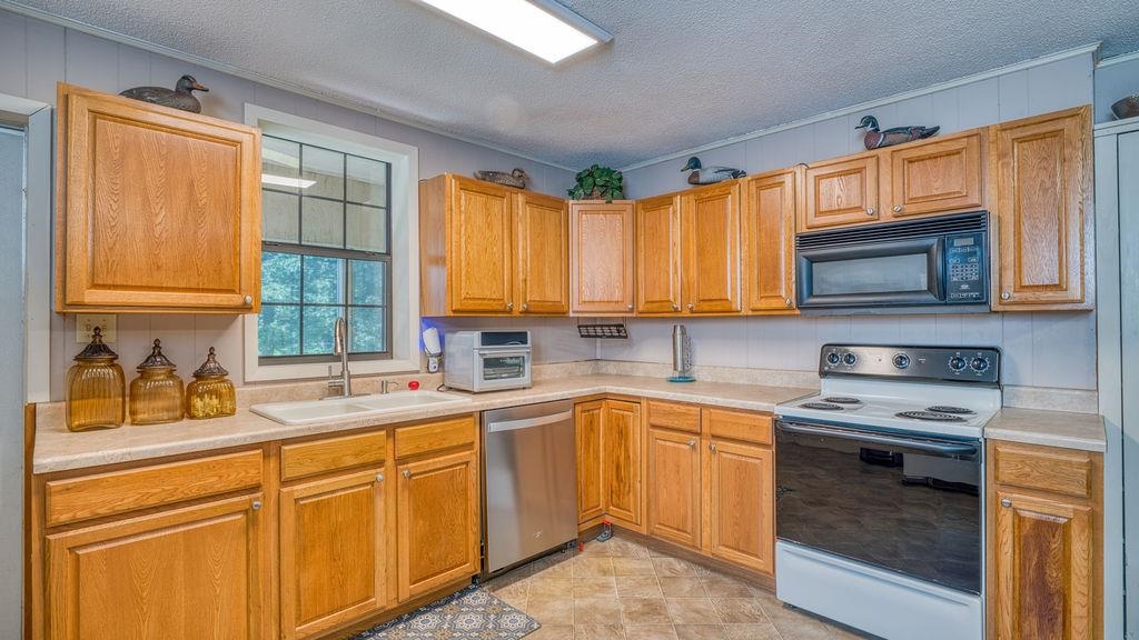 208 Lawrence 262  Powhatan, AR