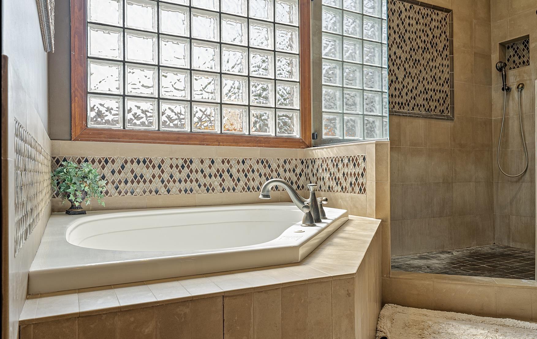 4200 Friendly Hope Jonesboro, AR 72404