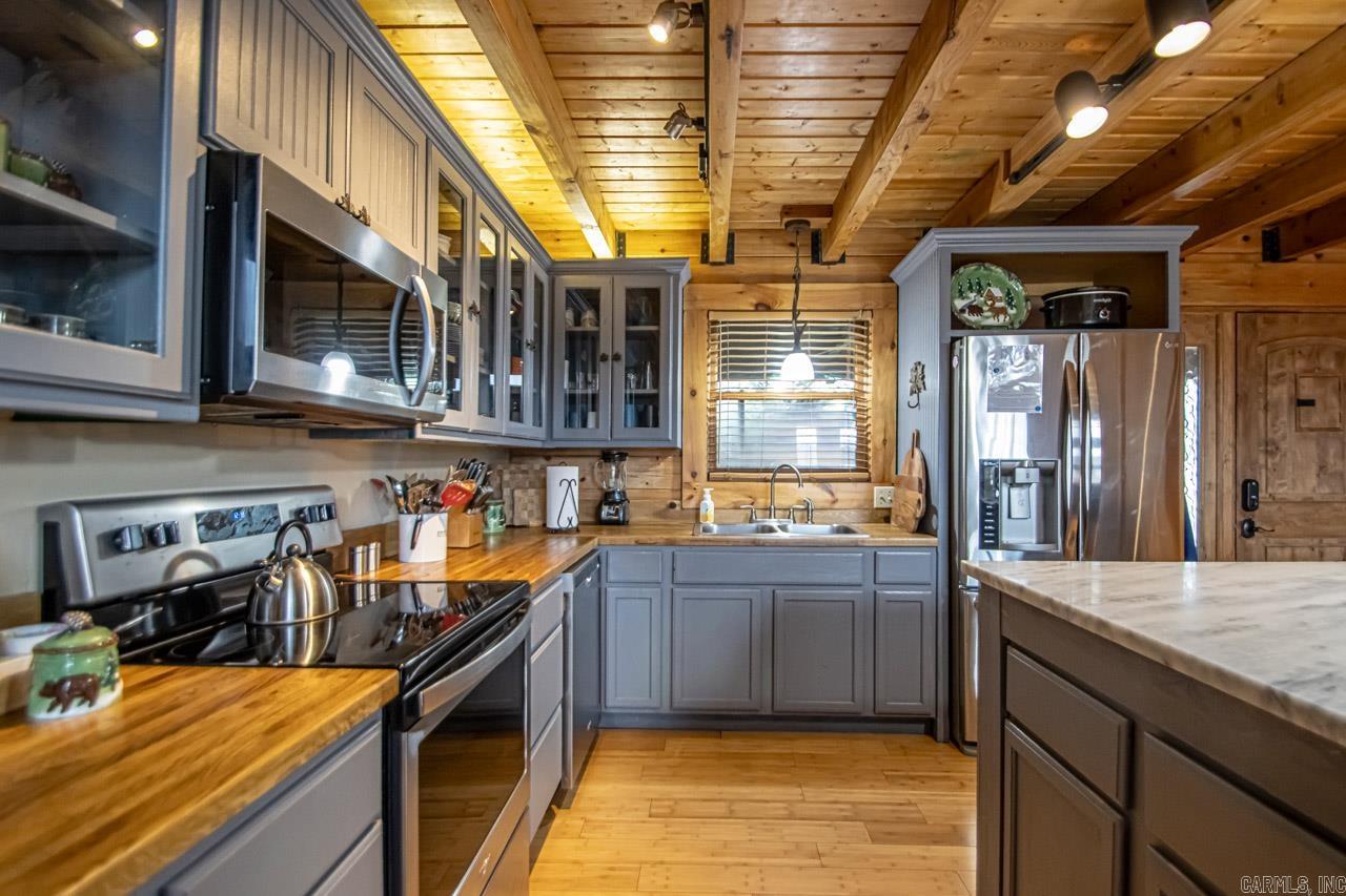 1415 Lakeshore  Hot Springs, AR