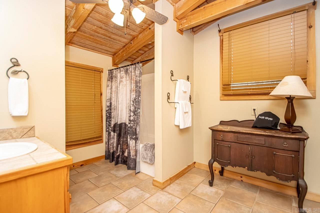1415 Lakeshore  Hot Springs, AR
