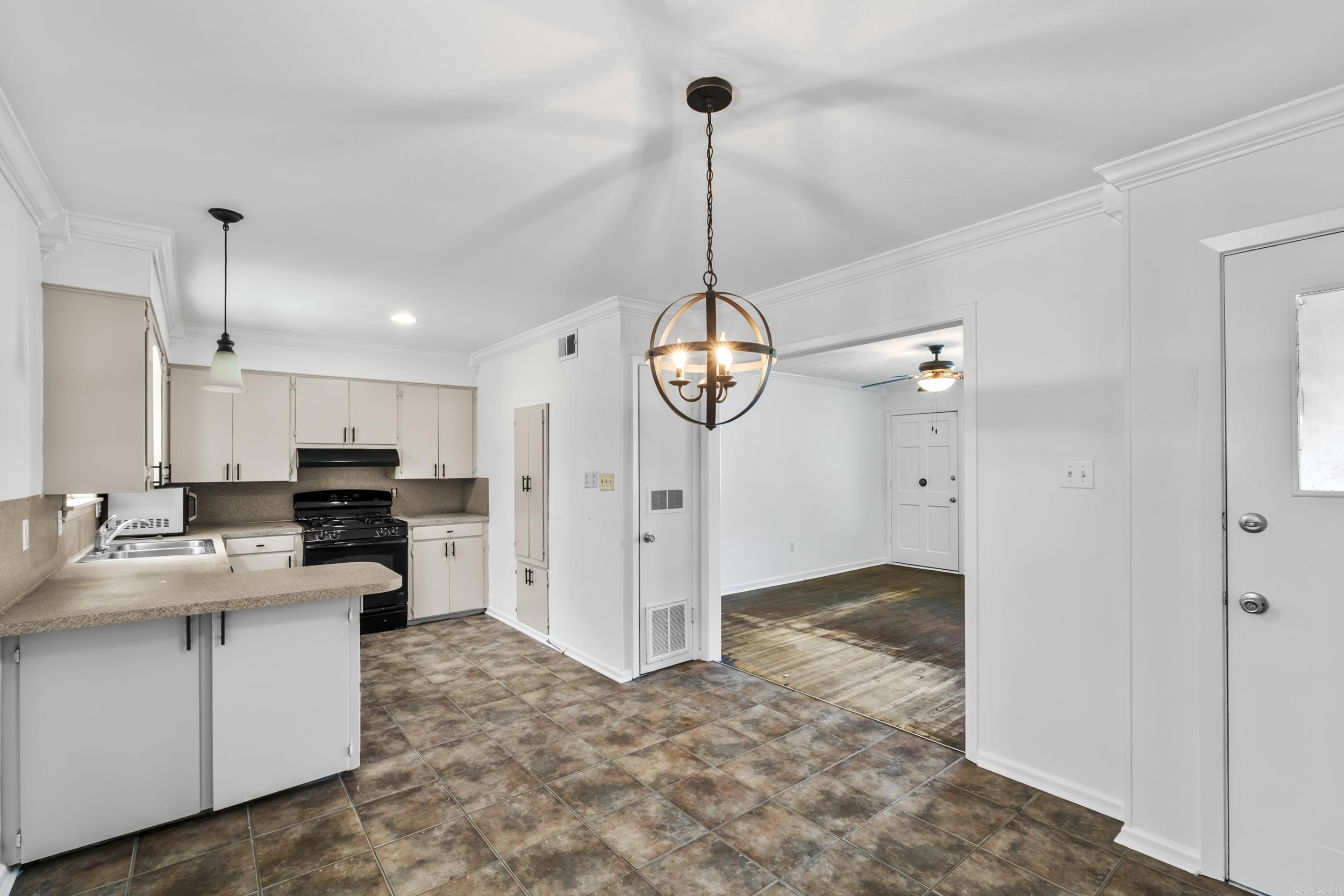 3906 Orange  North Little Rock, AR