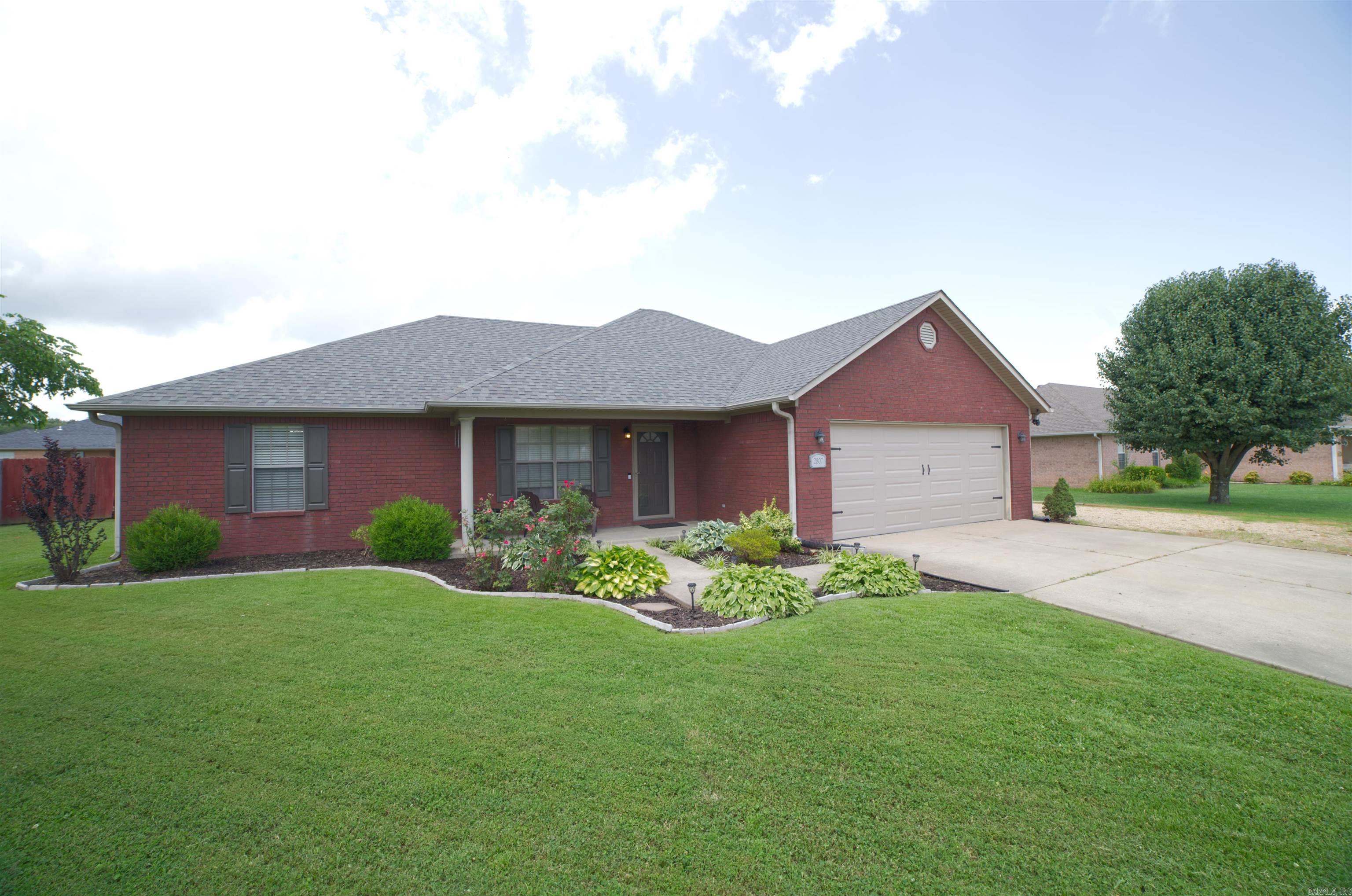 2807 Canterbury Dr  Paragould, AR