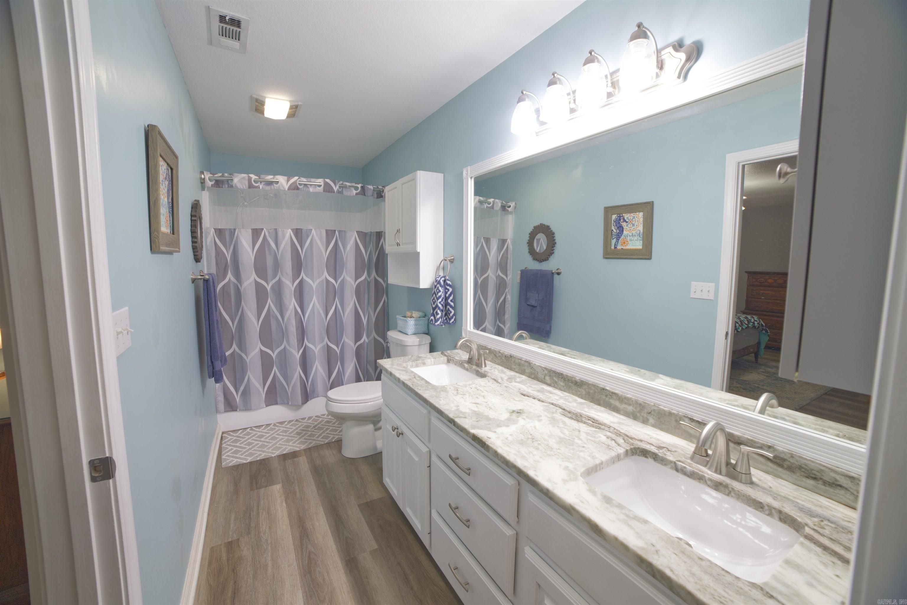 2807 Canterbury Dr  Paragould, AR