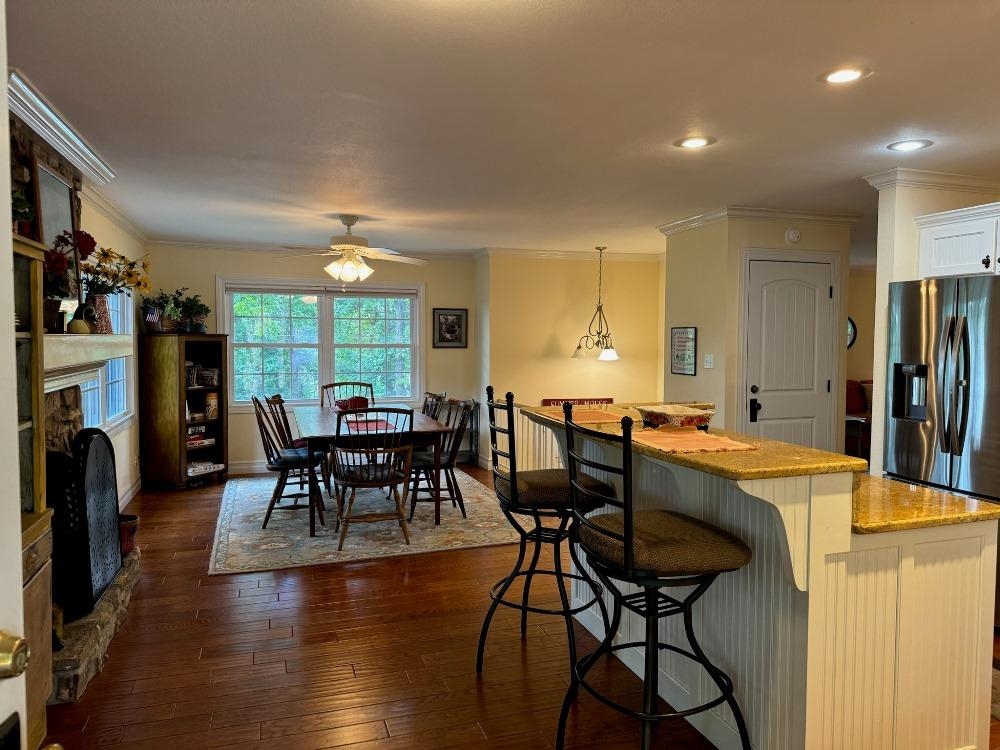27 N Lakeshore  Cherokee Village, AR