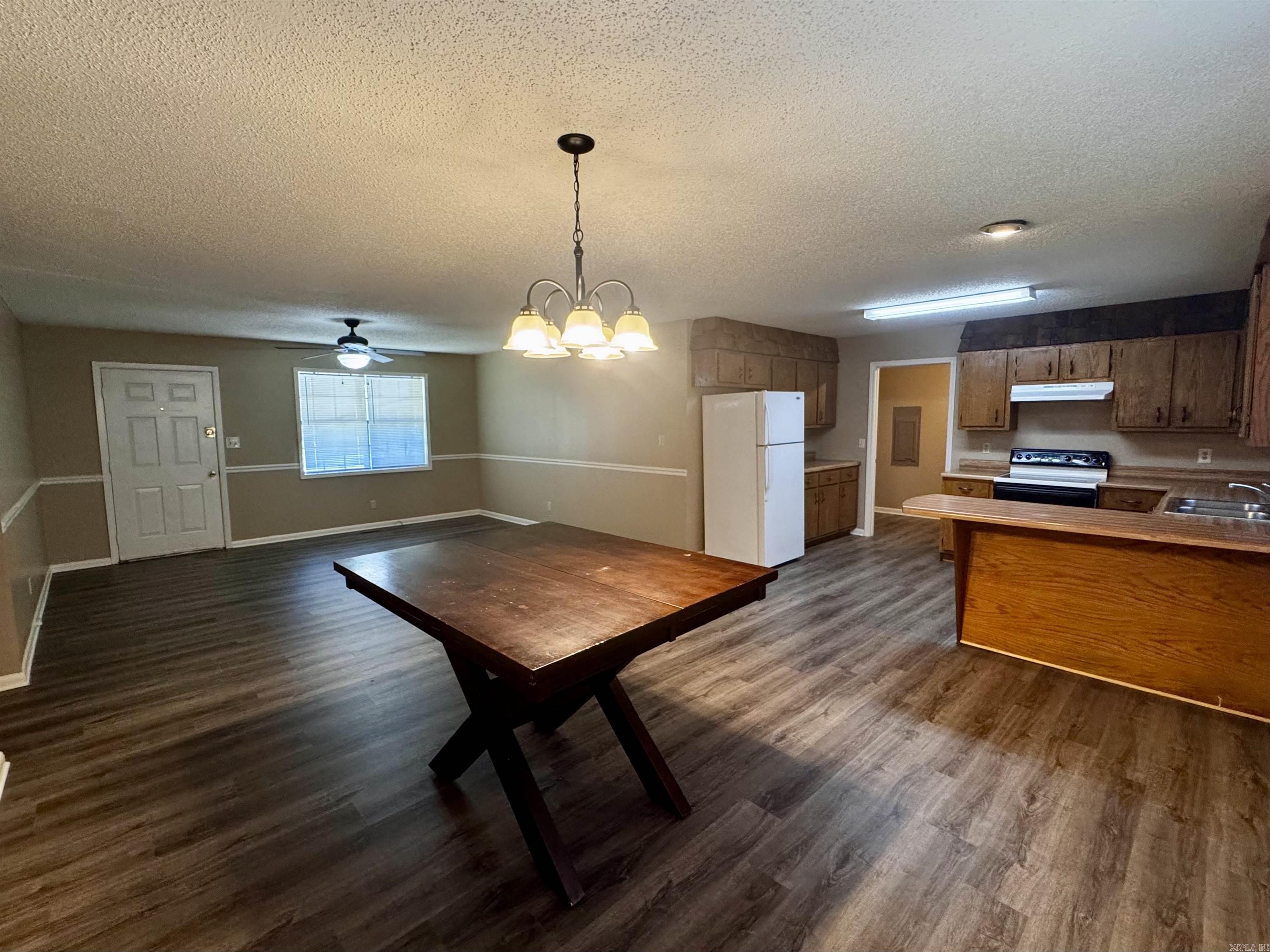 4105 Cedar Valley  Paragould, AR