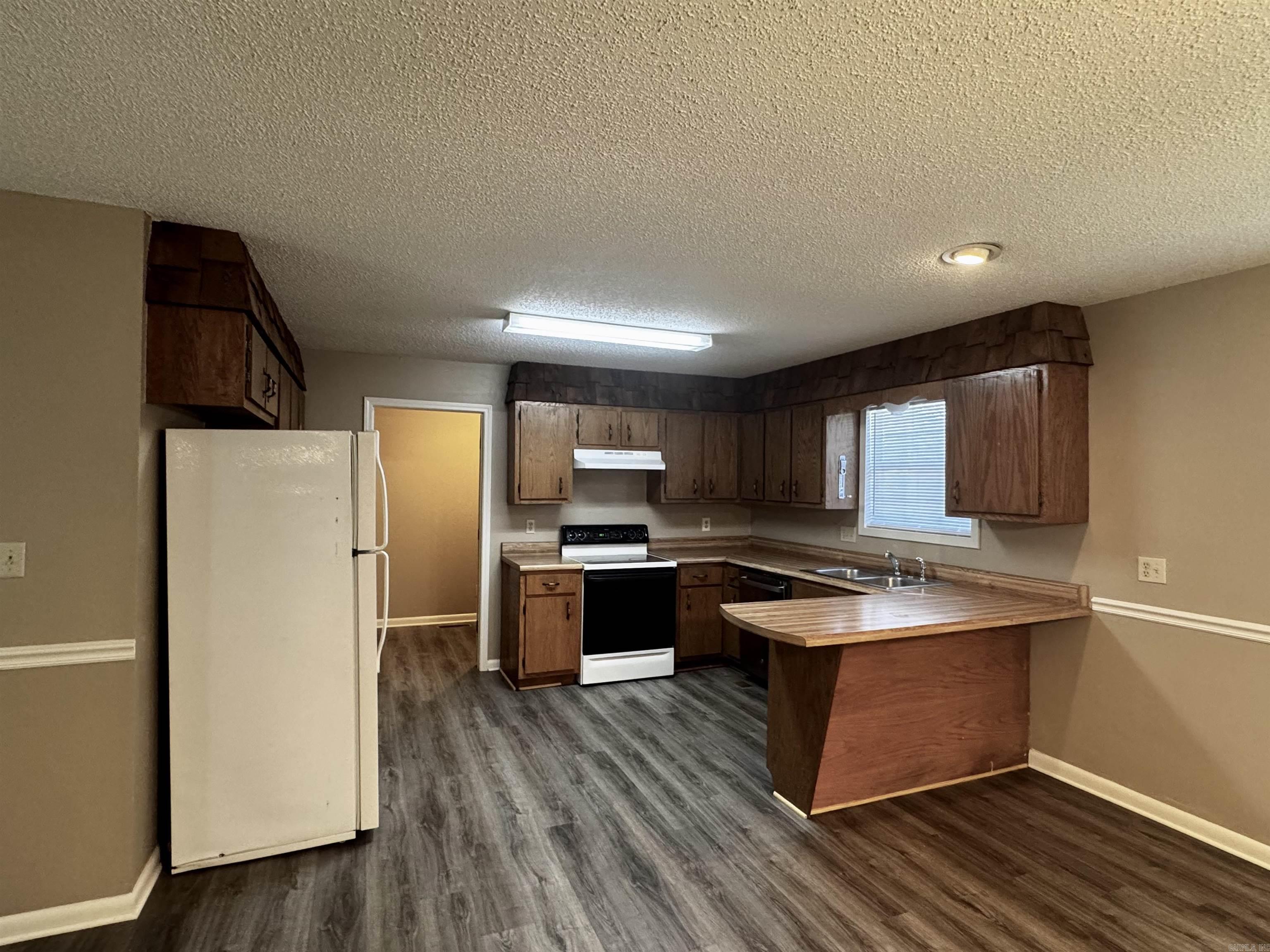 4105 Cedar Valley  Paragould, AR