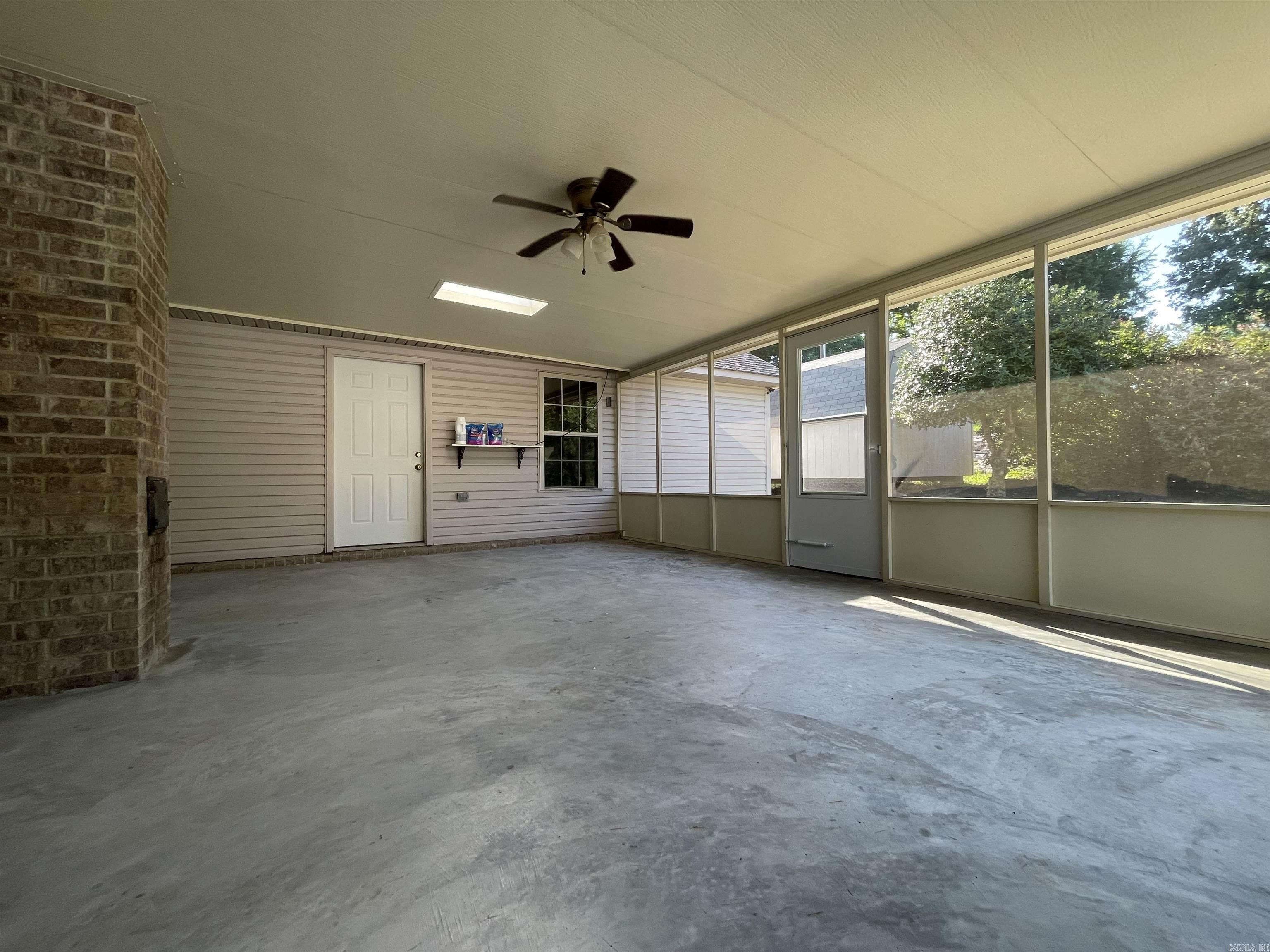 53 State Hwy 287  Greenbrier, AR