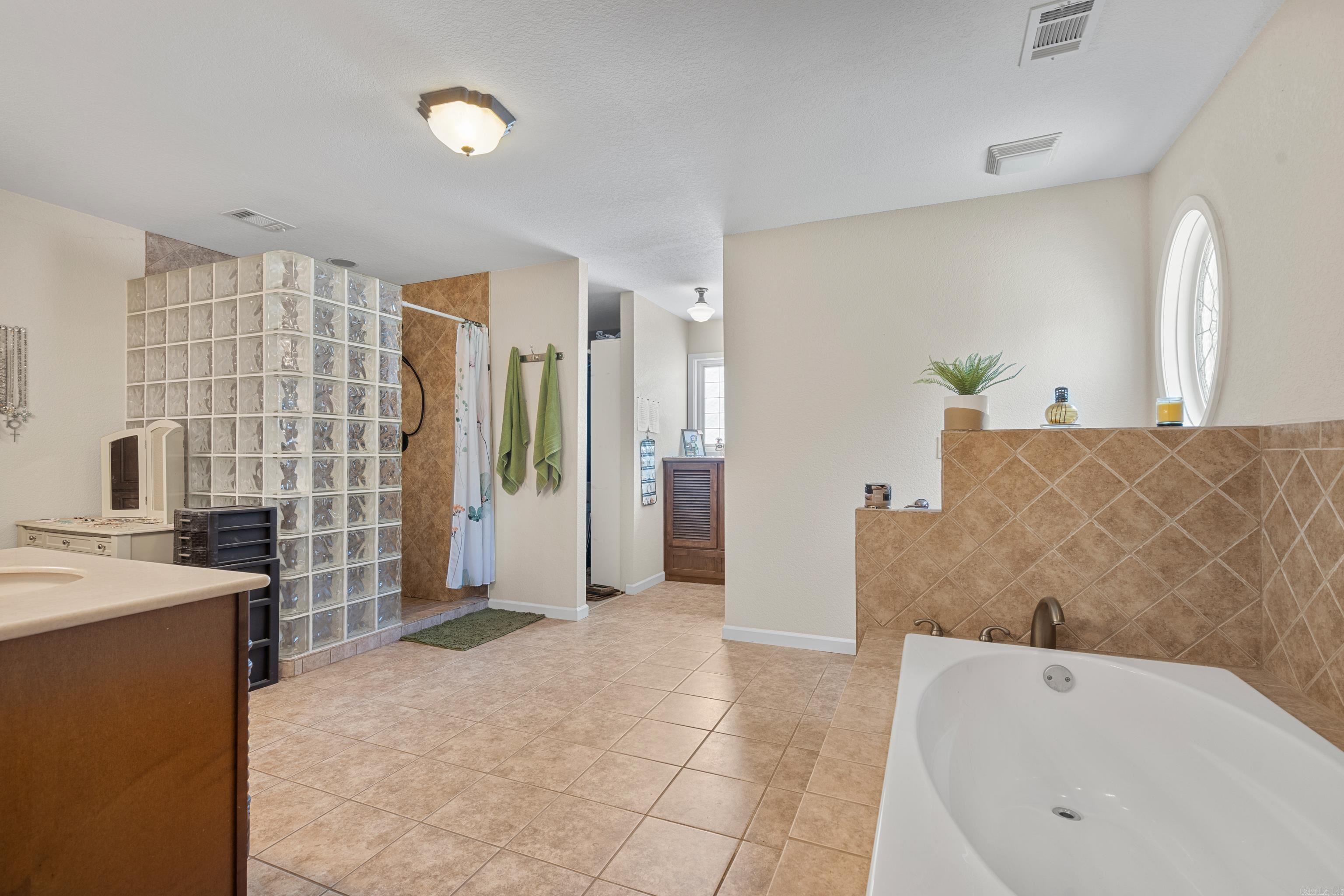 353 High Peak  Hot Springs, AR