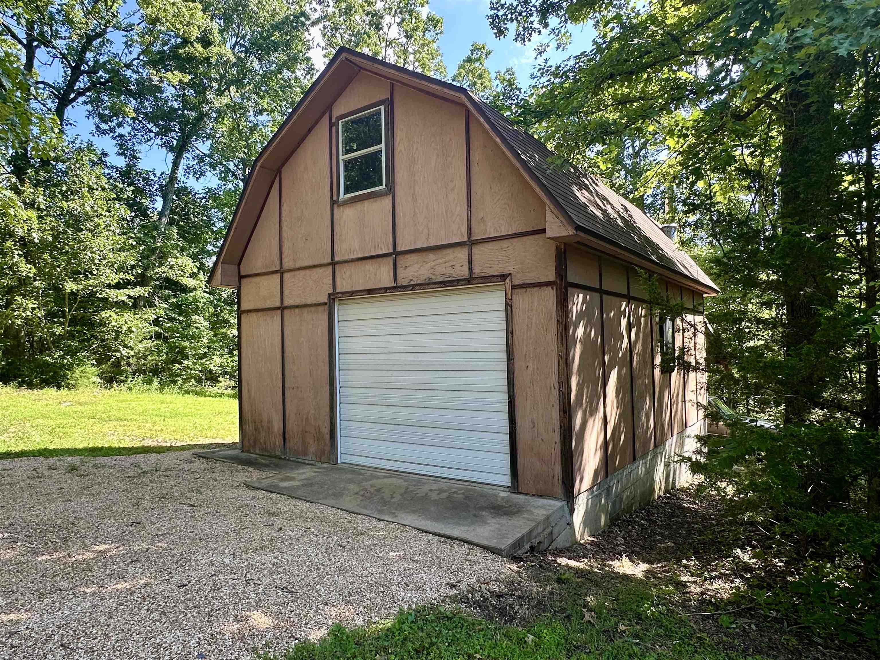 1637 Hwy 178 W  Midway, AR