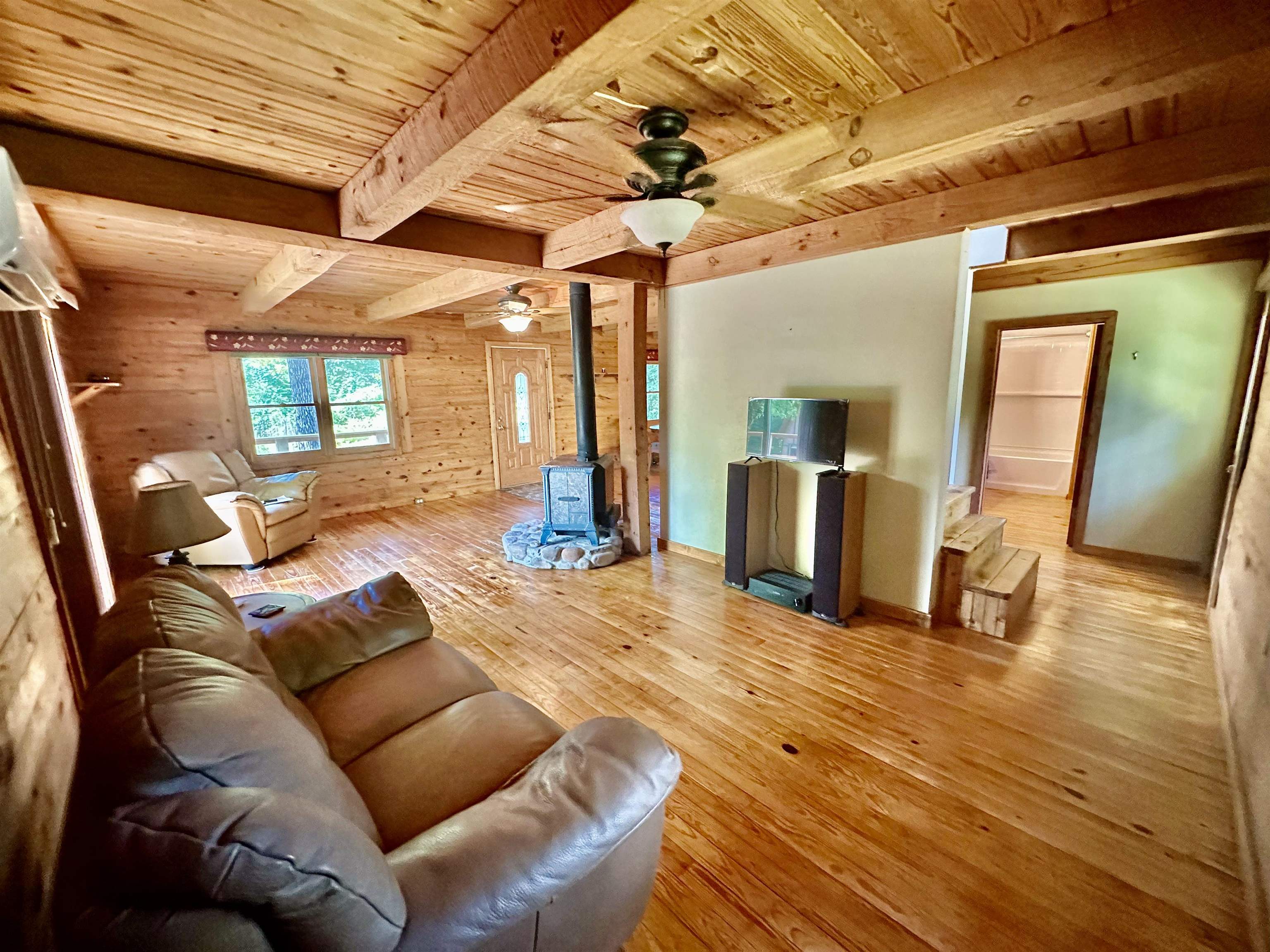 1637 Hwy 178 W  Midway, AR