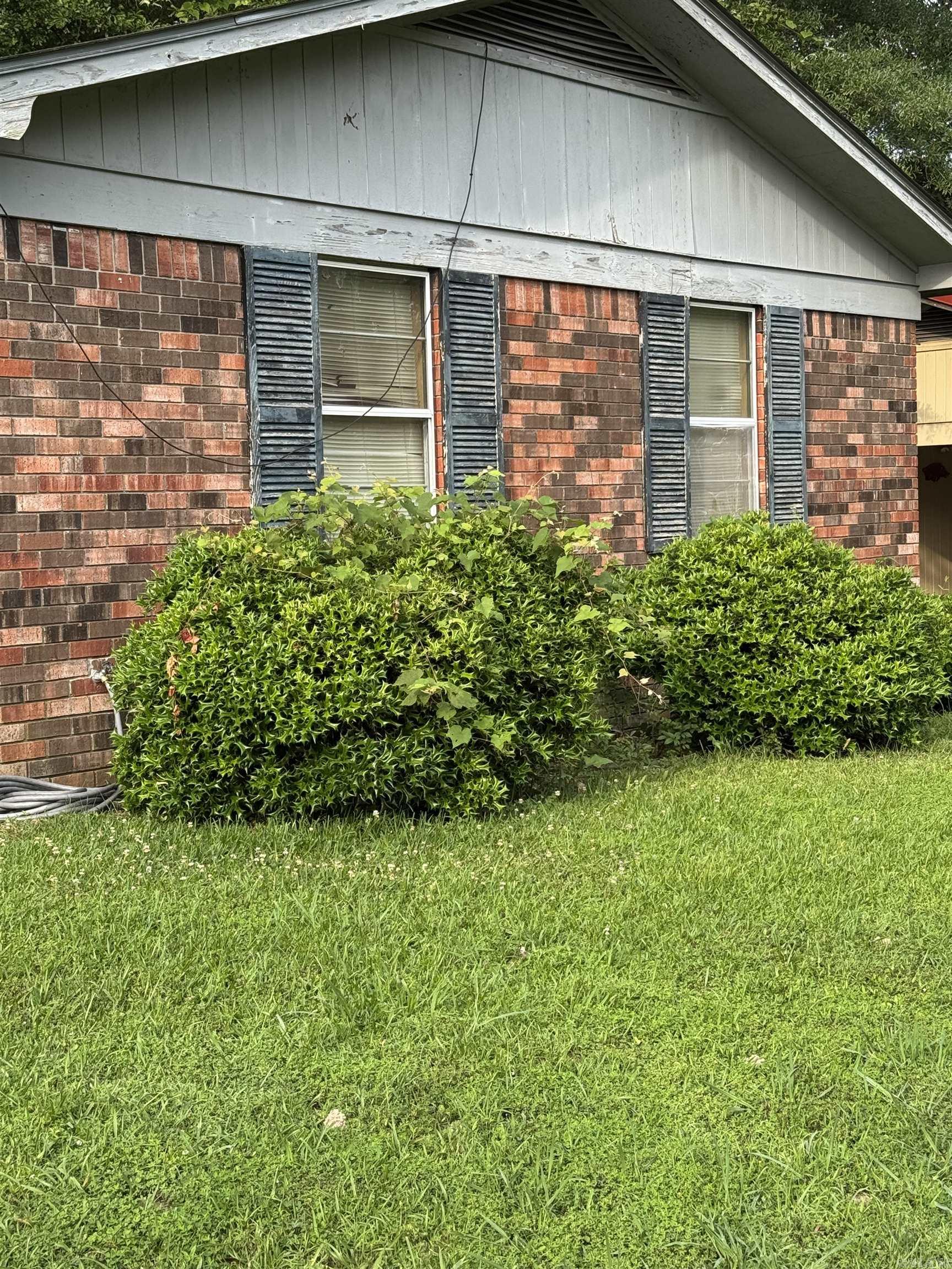 5 Triple R Ln.  Fordyce, AR