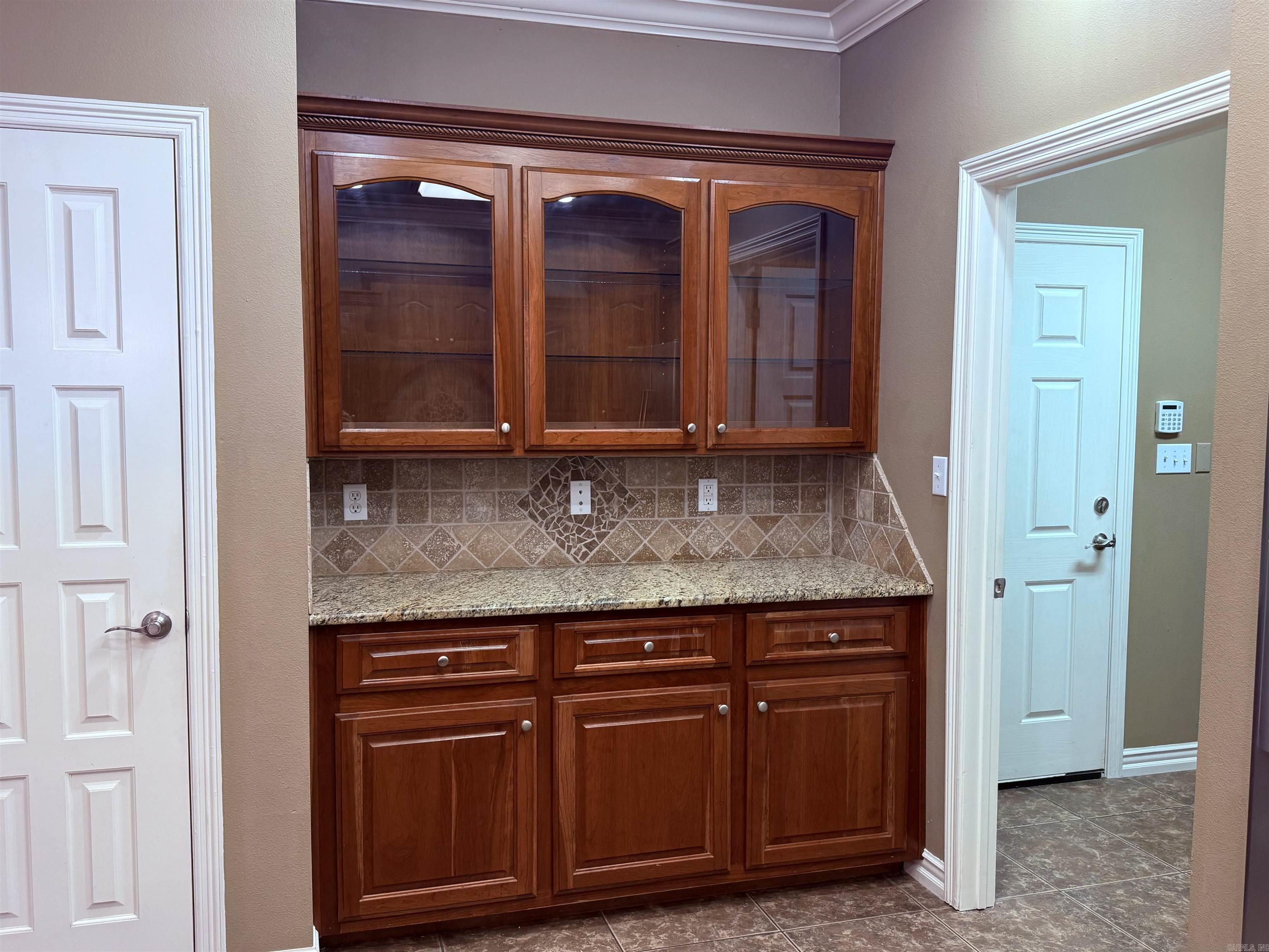 113 Marina Shores  Russellville, AR