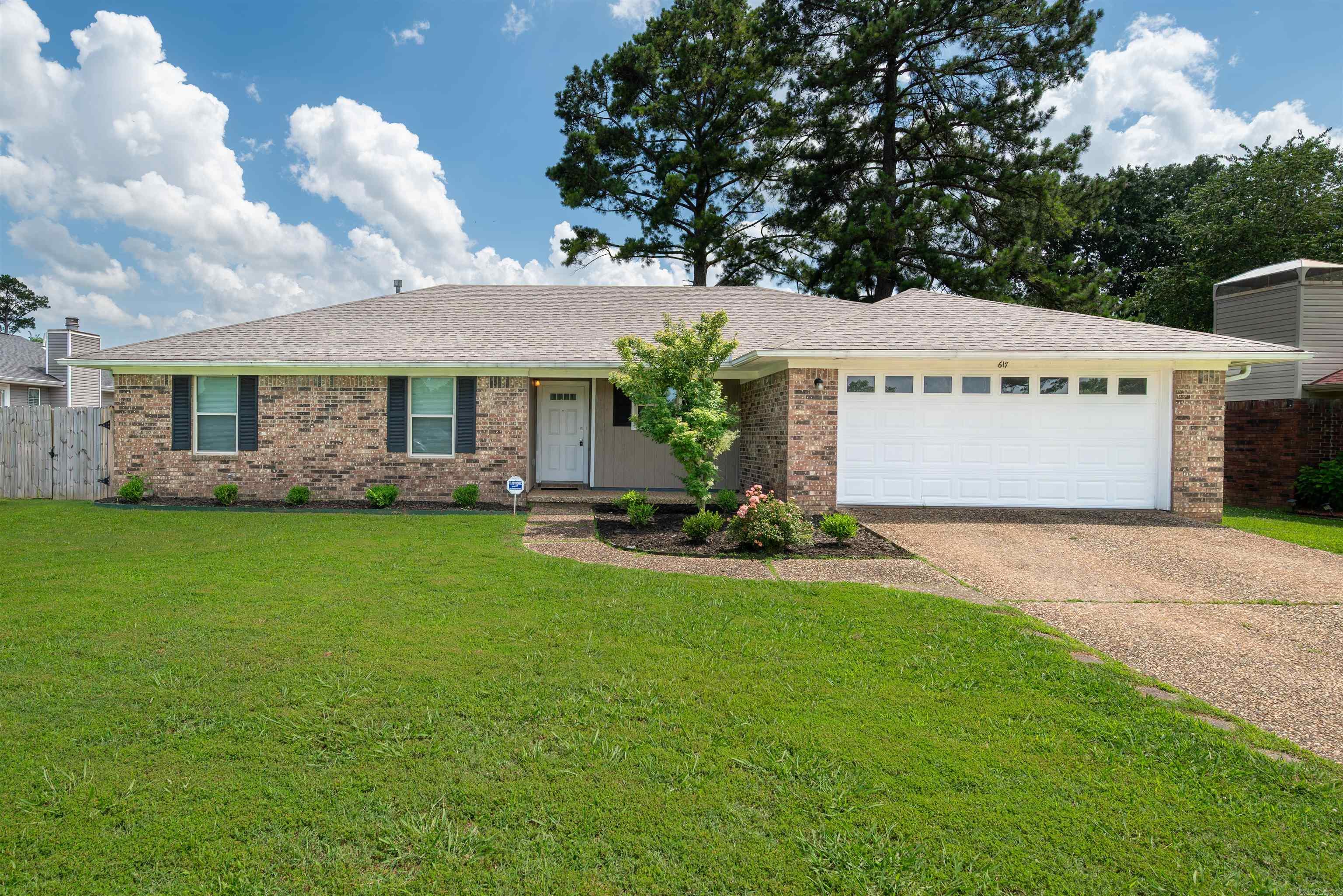 617 E Martin St  Jacksonville, AR