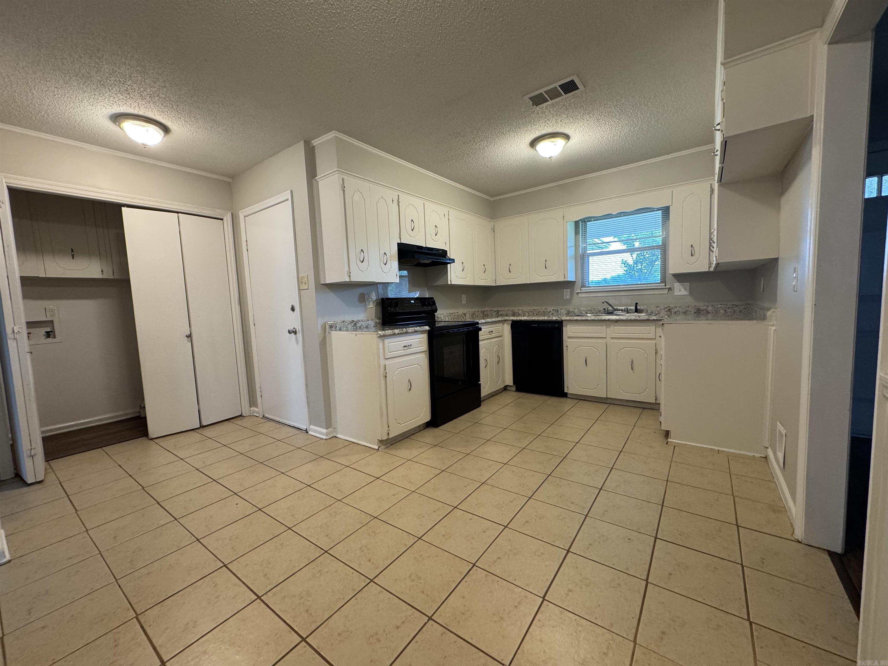 617 E Martin St  Jacksonville, AR