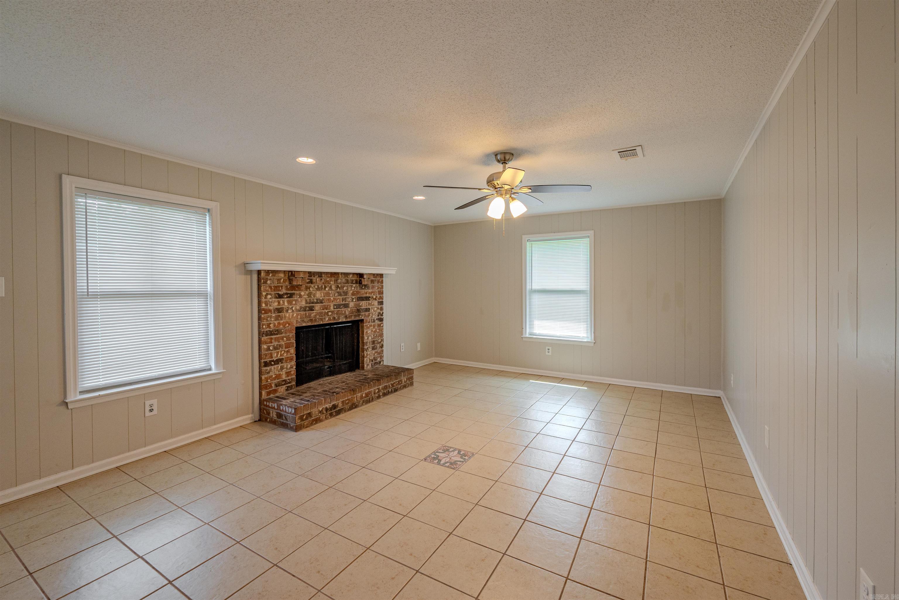 617 E Martin St  Jacksonville, AR