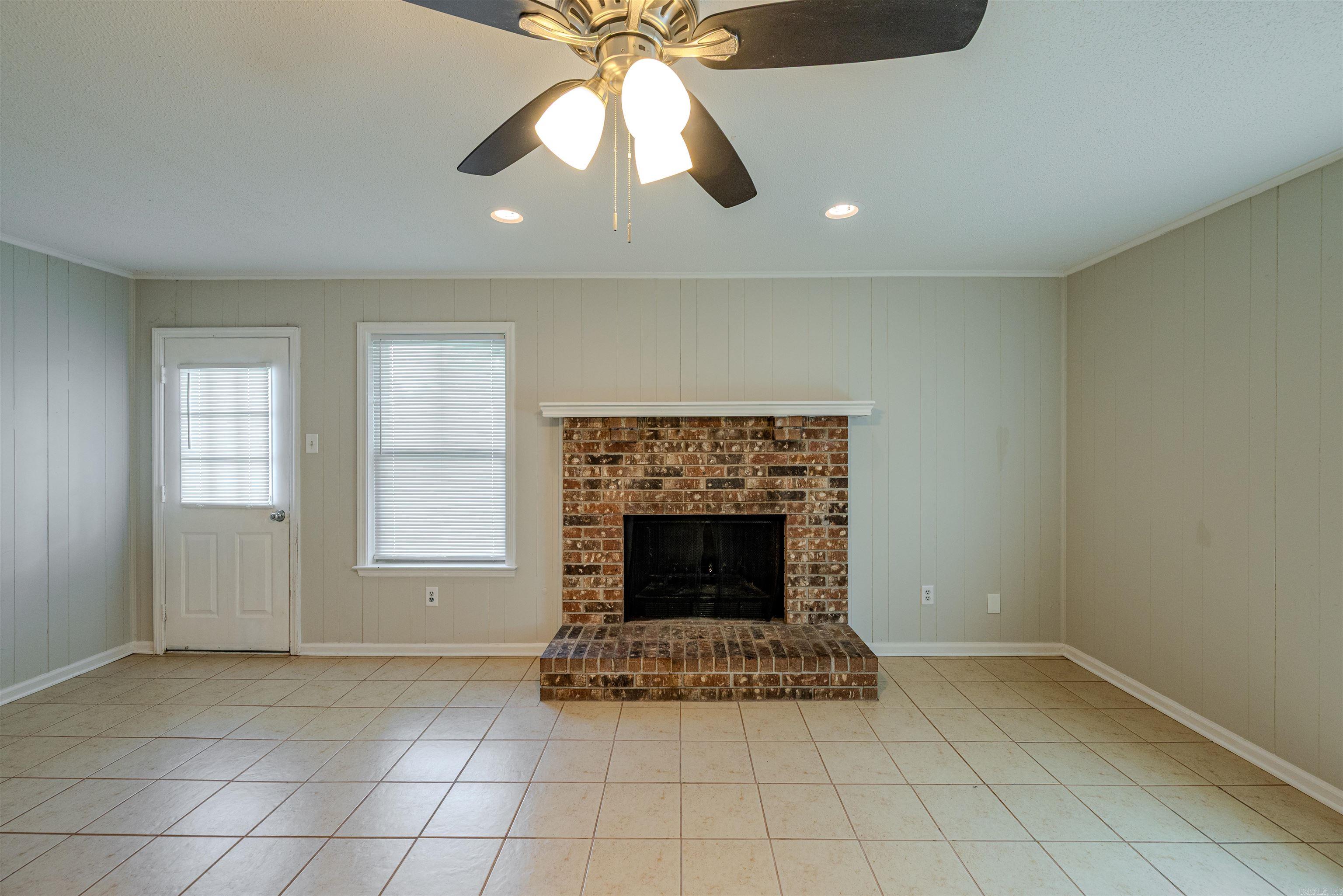 617 E Martin St  Jacksonville, AR