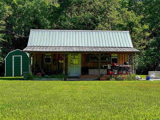 25846 E Highway 14  Mountain View, AR