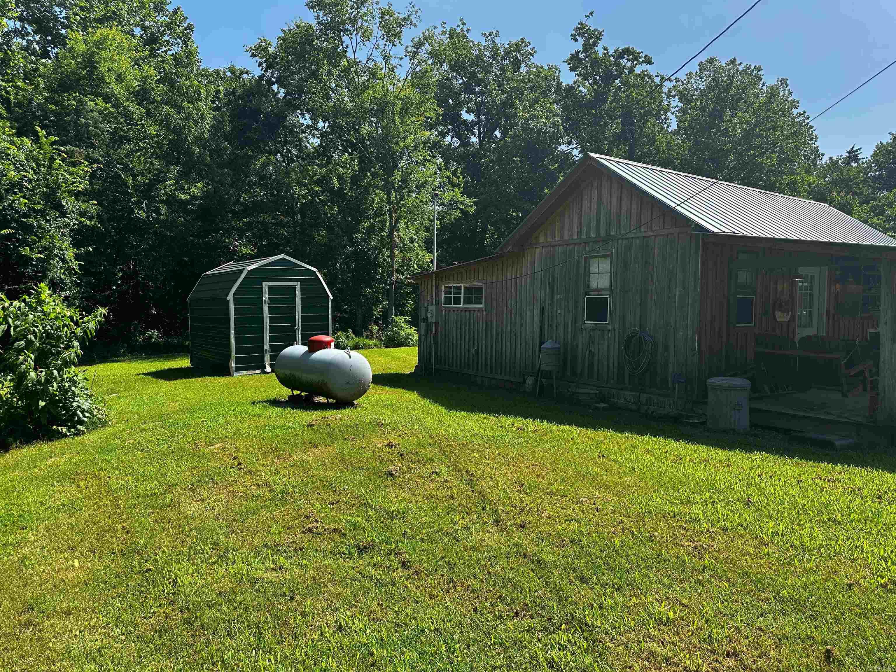 25846 E Highway 14  Mountain View, AR
