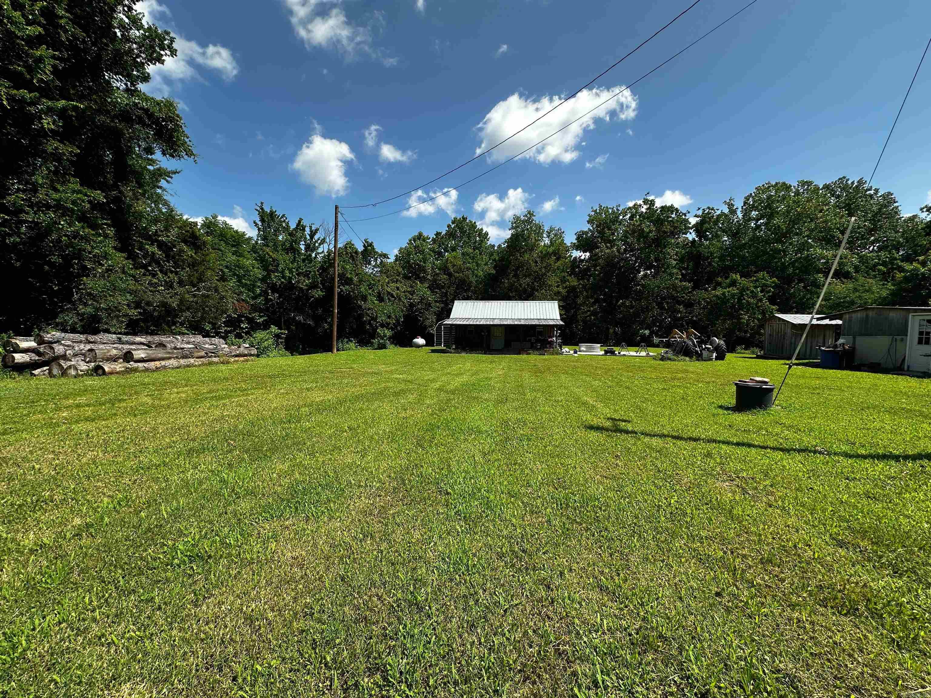 25846 E Highway 14  Mountain View, AR