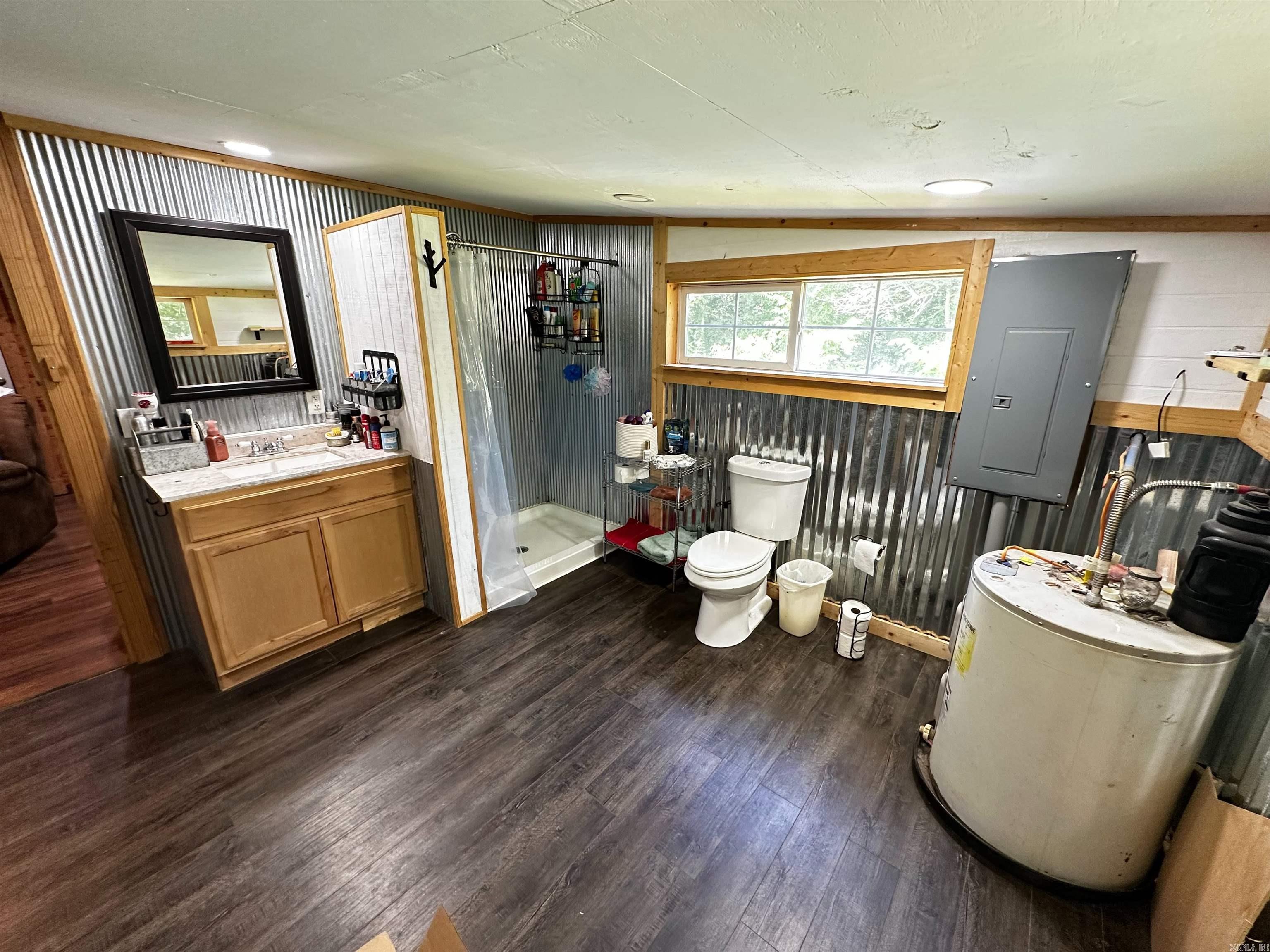 25846 E Highway 14  Mountain View, AR