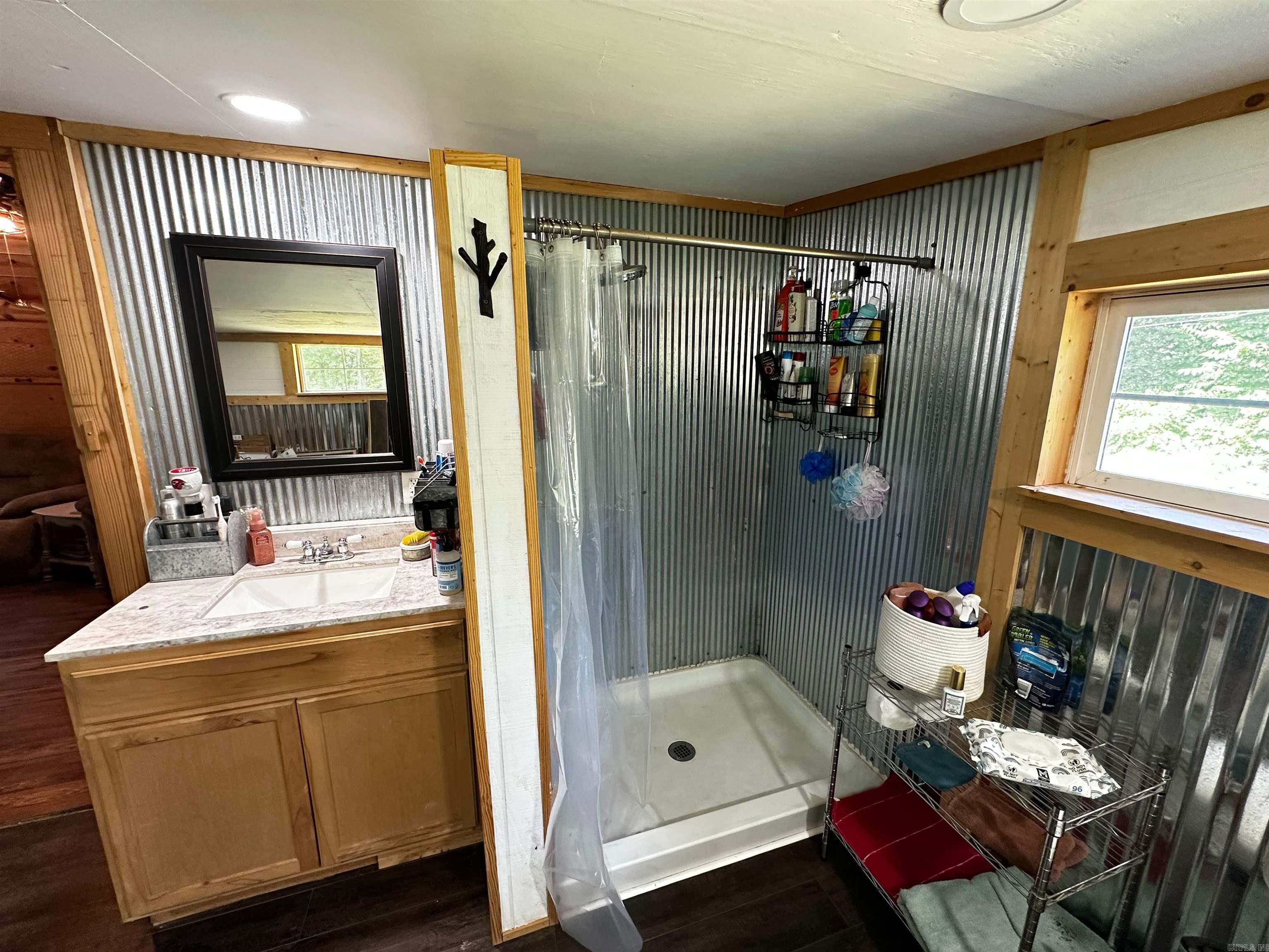 25846 E Highway 14  Mountain View, AR