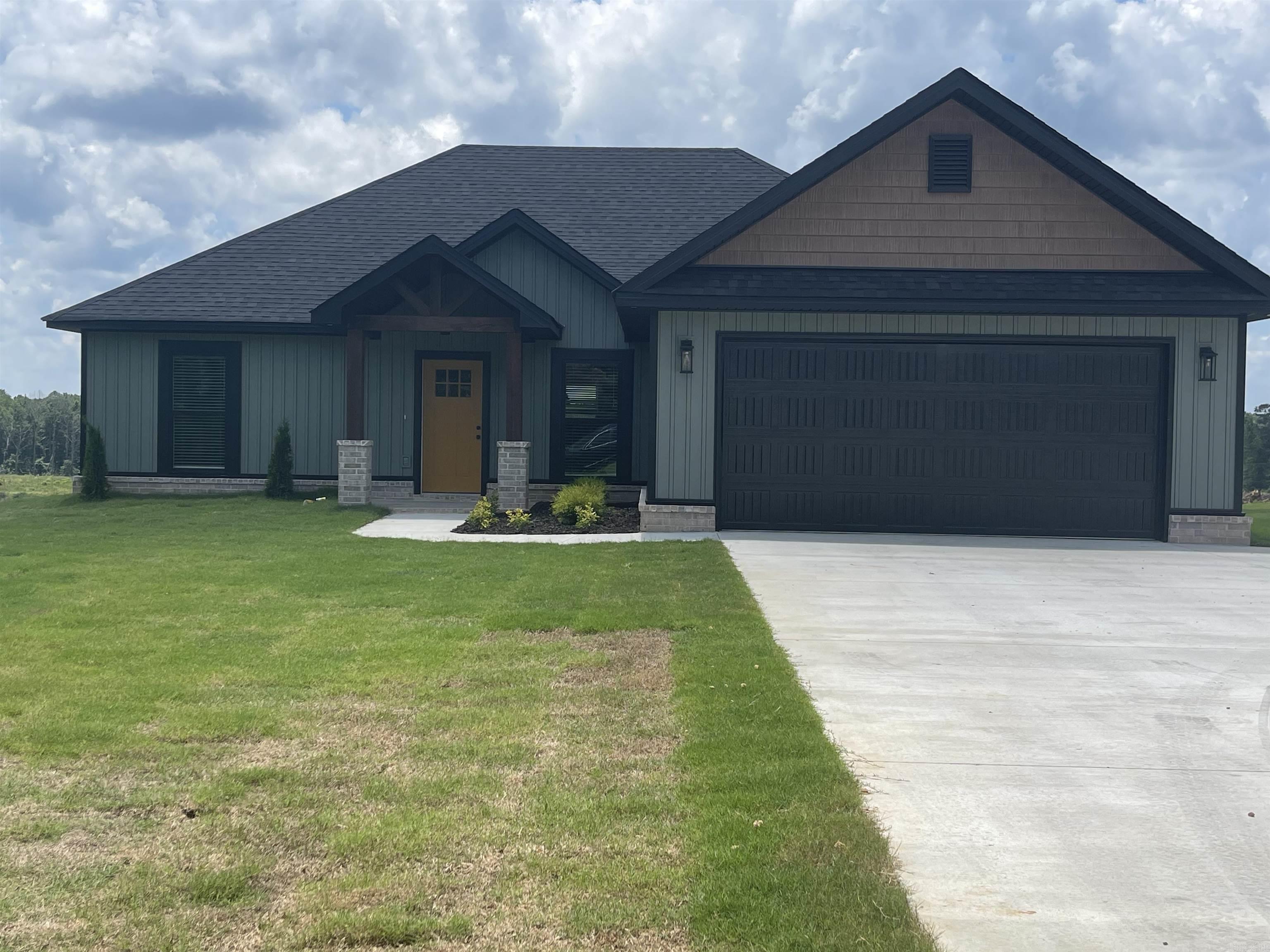 10691 W Miller Sardis  Bauxite, AR