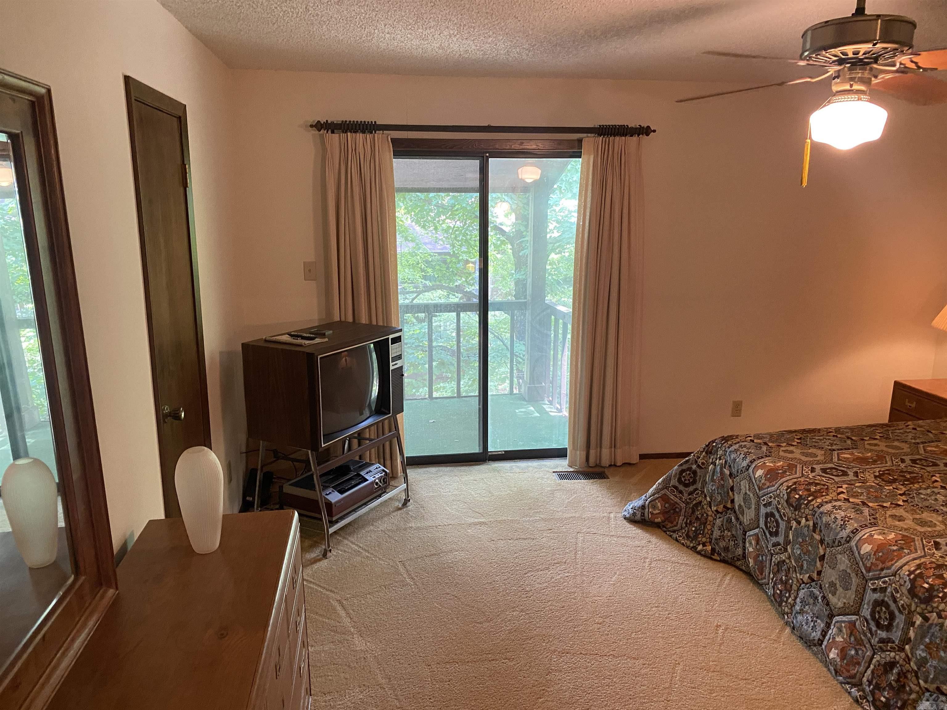 2315 Lakeshore  Hot Springs, AR