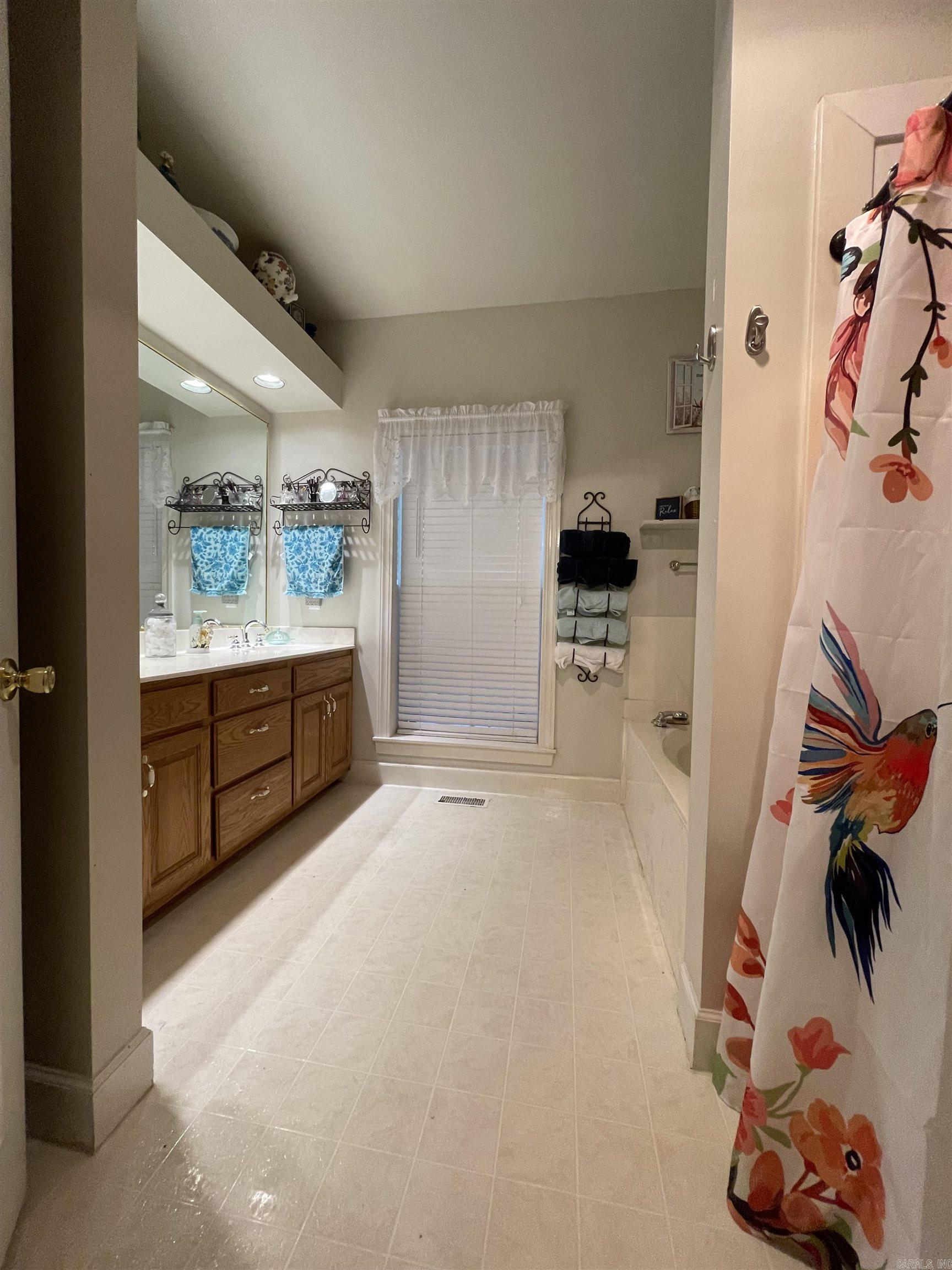 287 Country Charm  Mountain View, AR
