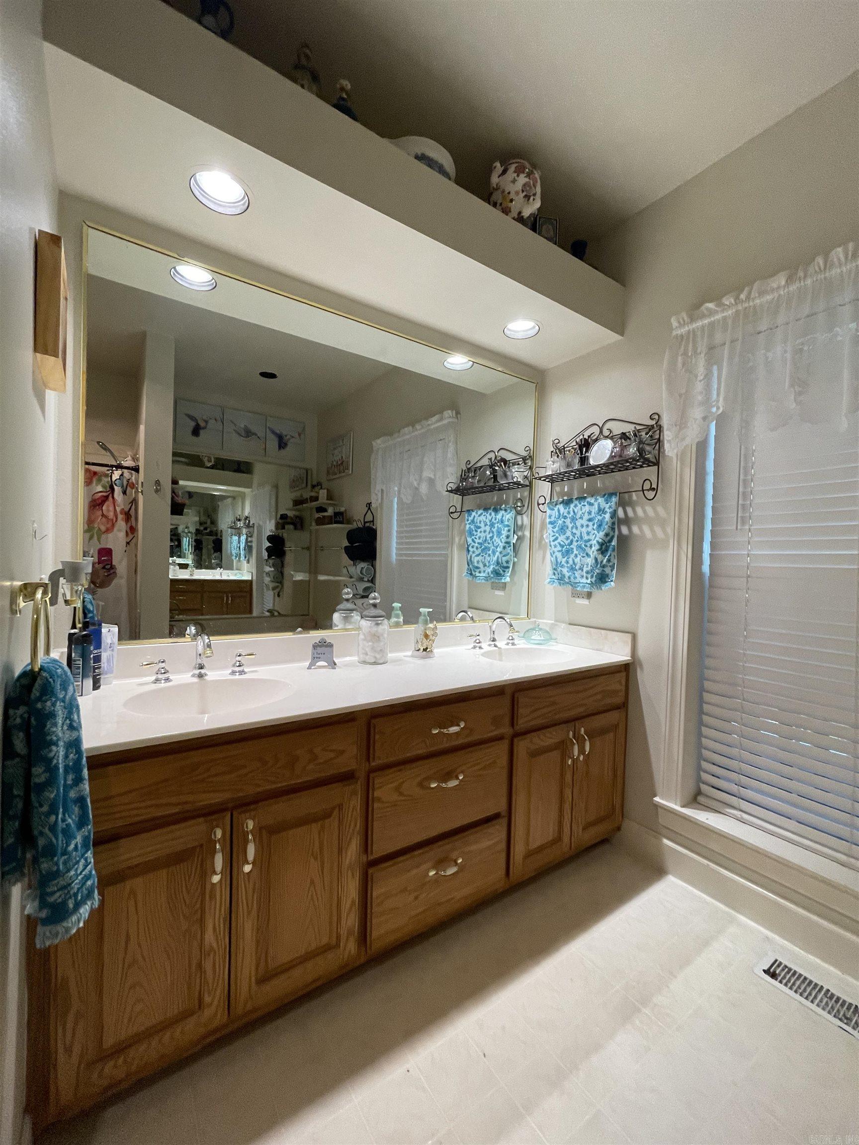 287 Country Charm  Mountain View, AR