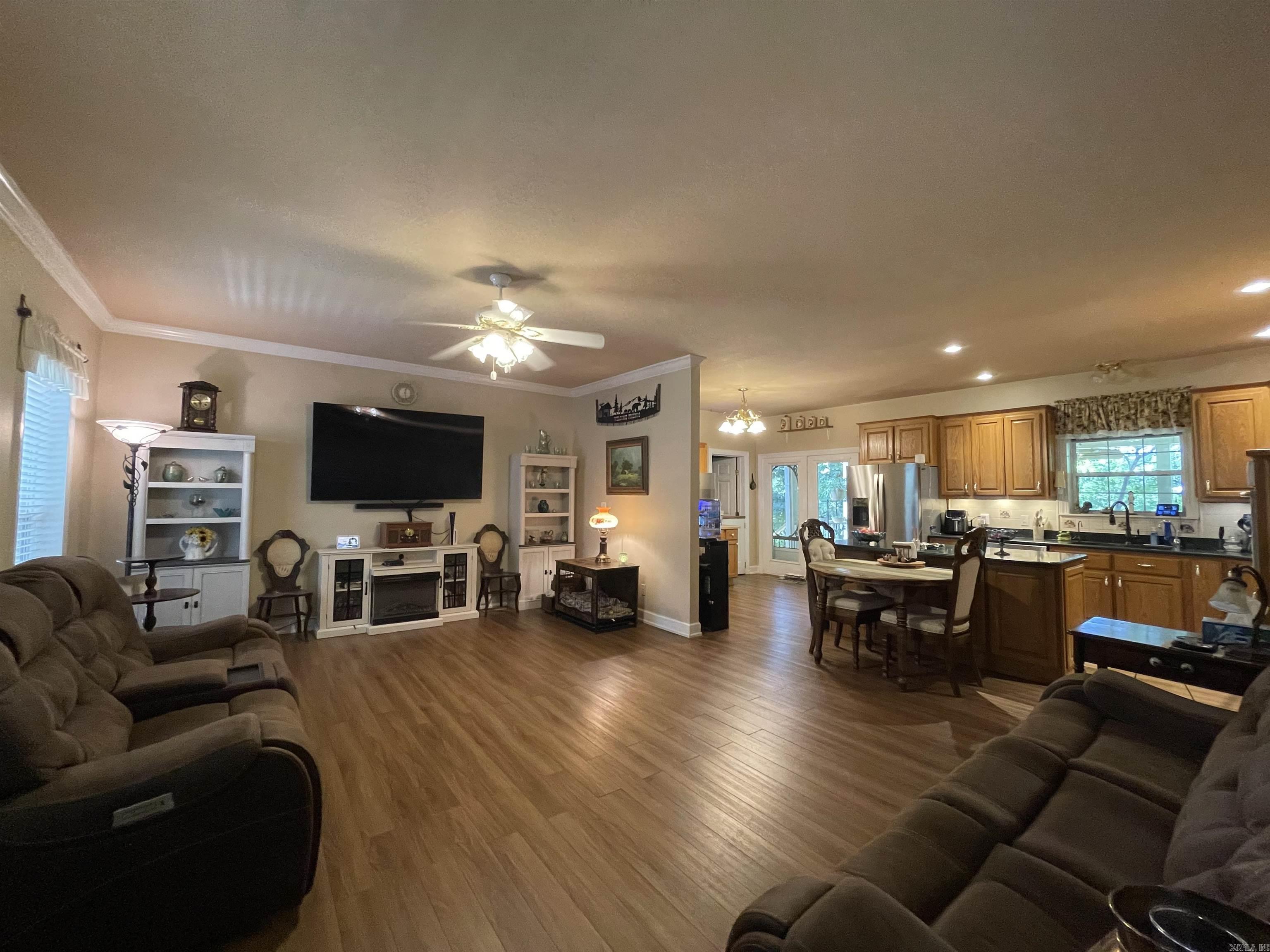 287 Country Charm  Mountain View, AR