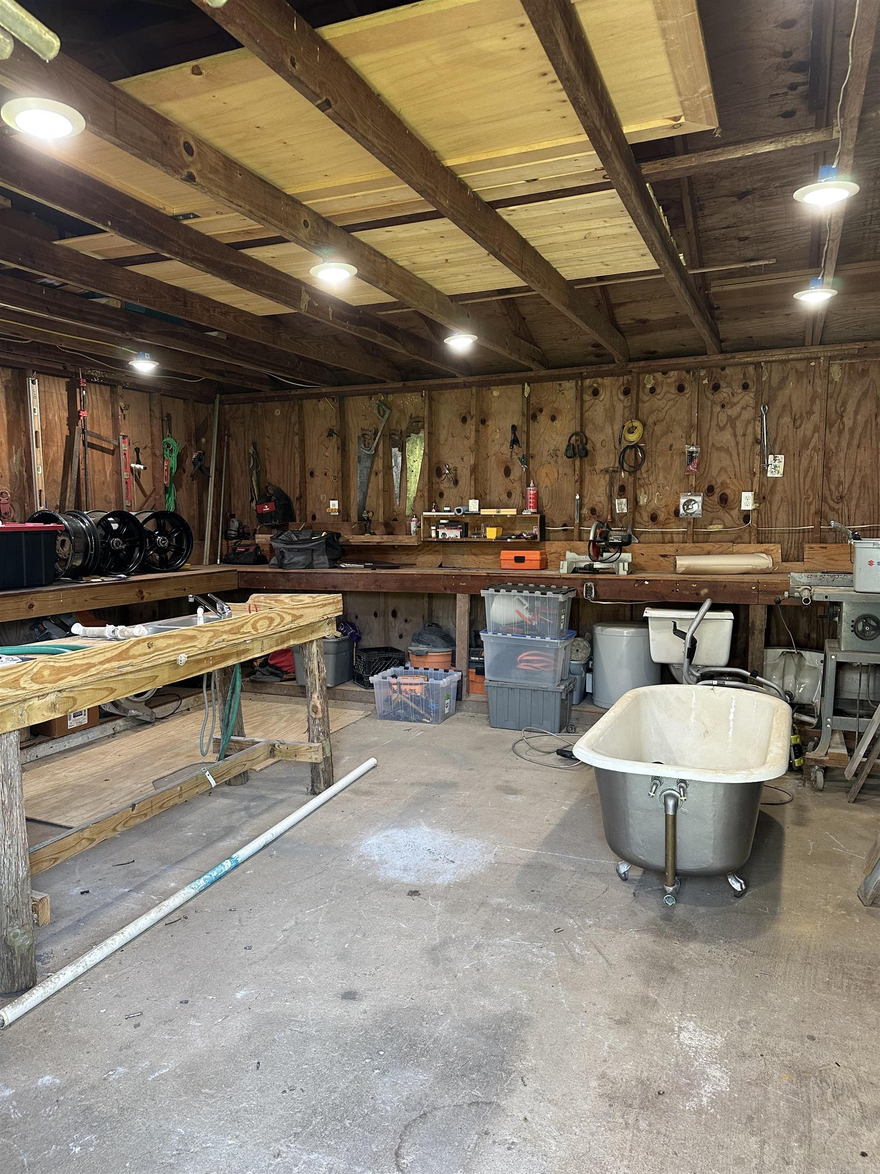 14400 Pikewood Drive Alexander, AR 72002