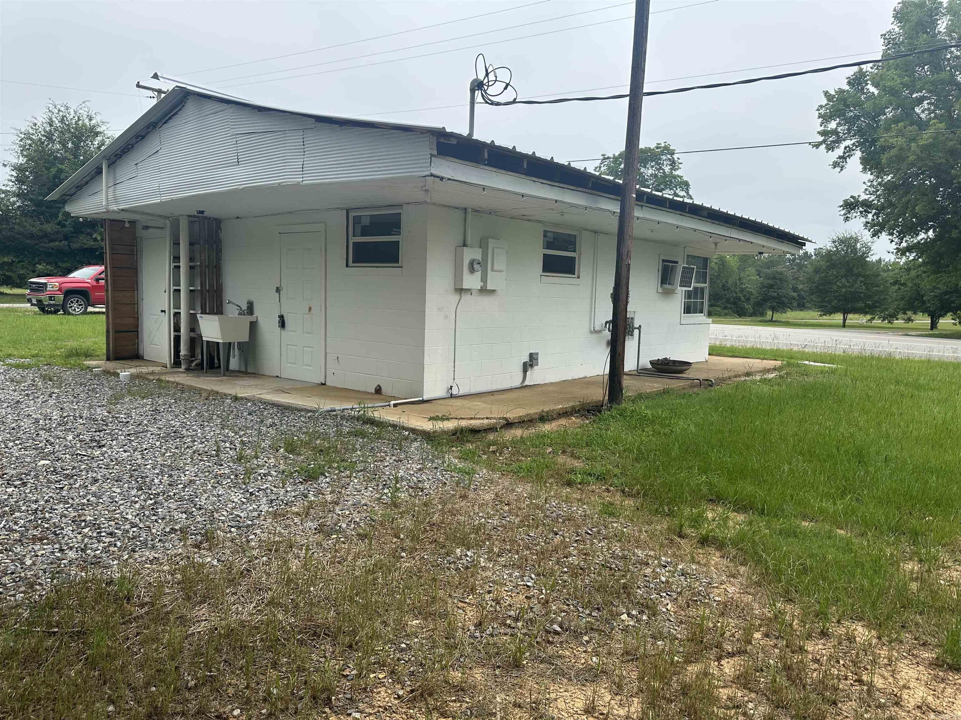 2390 Malvern Road  Arkadelphia, AR