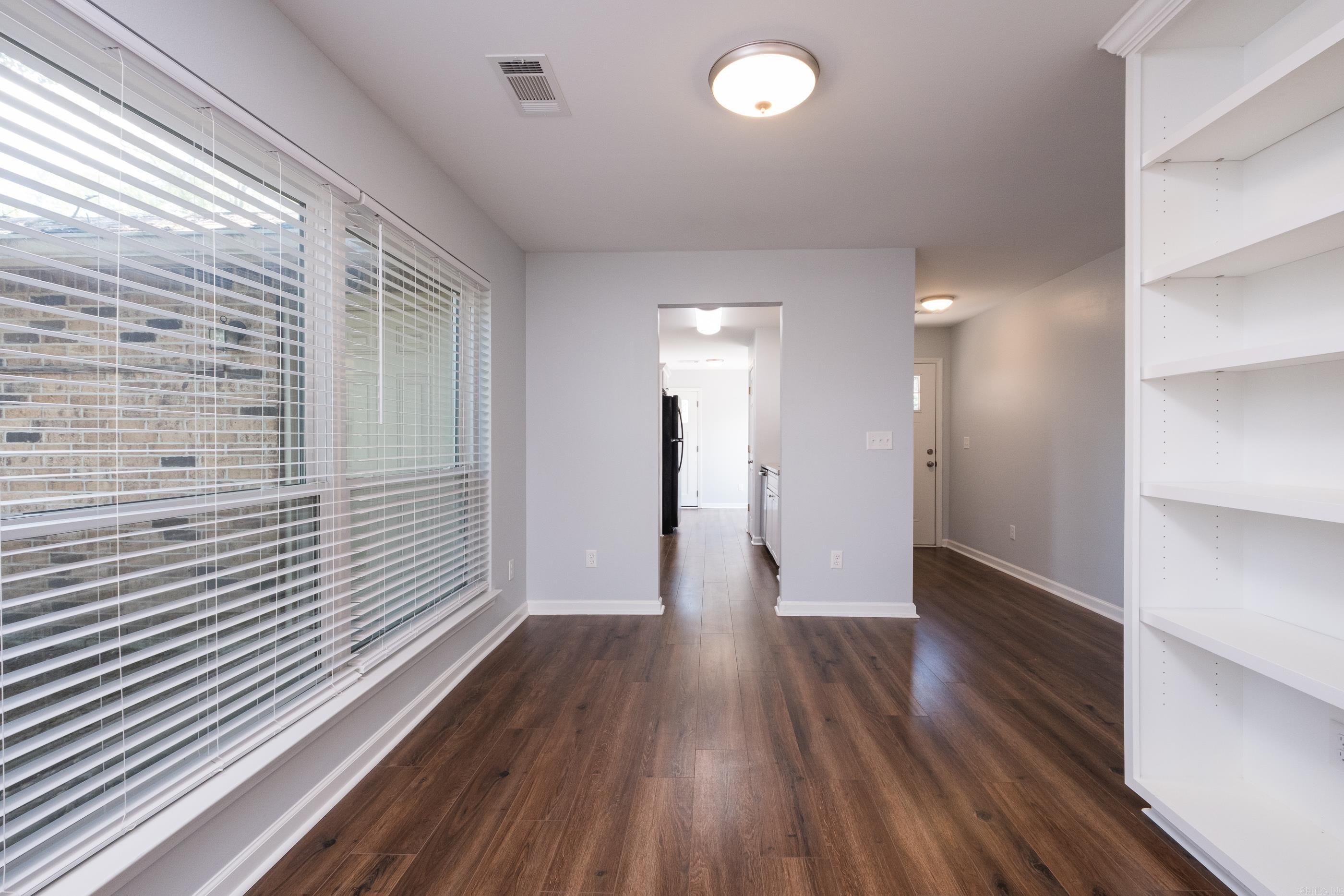 34 HAMPSHIRE  Little Rock, AR