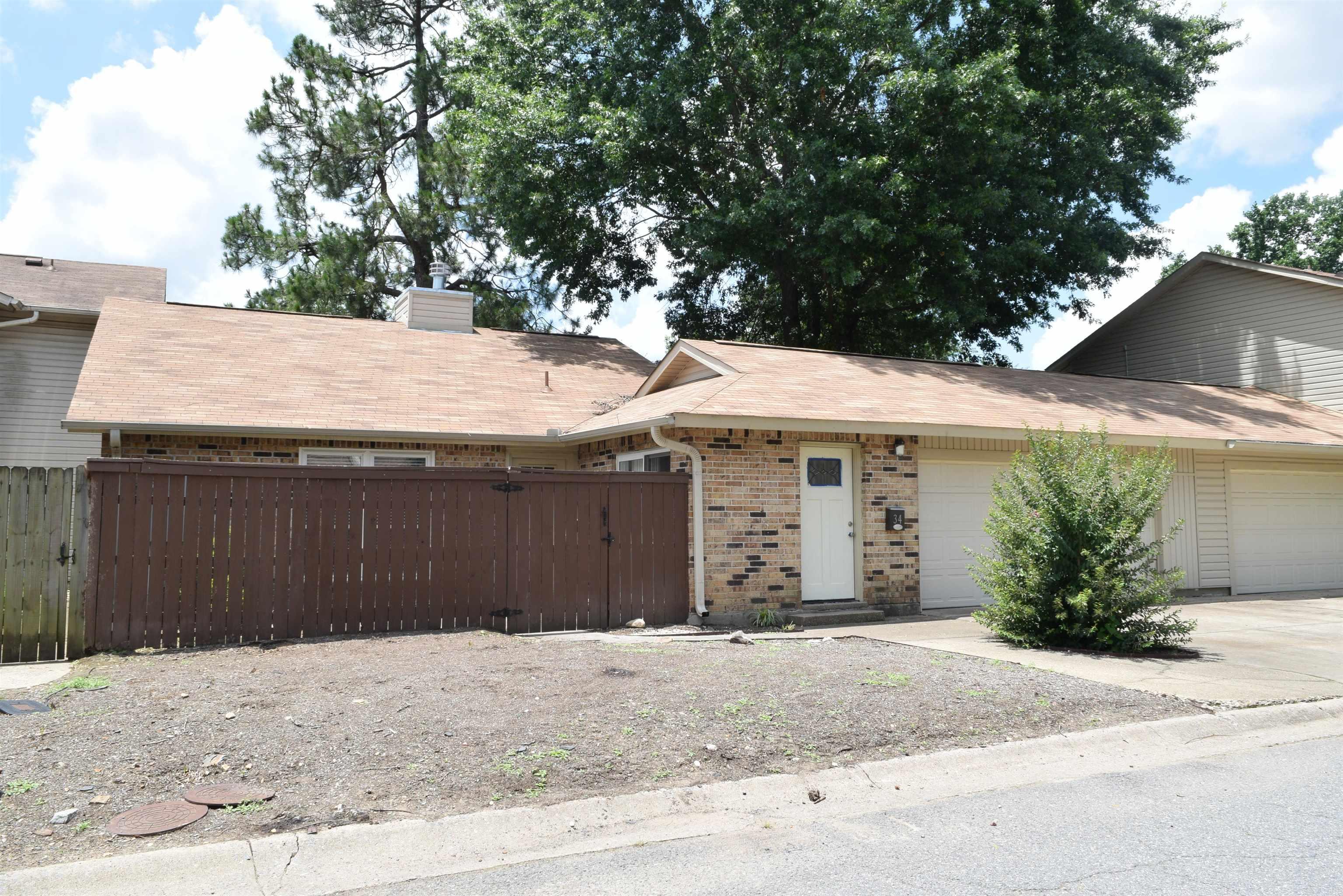 34 HAMPSHIRE  Little Rock, AR